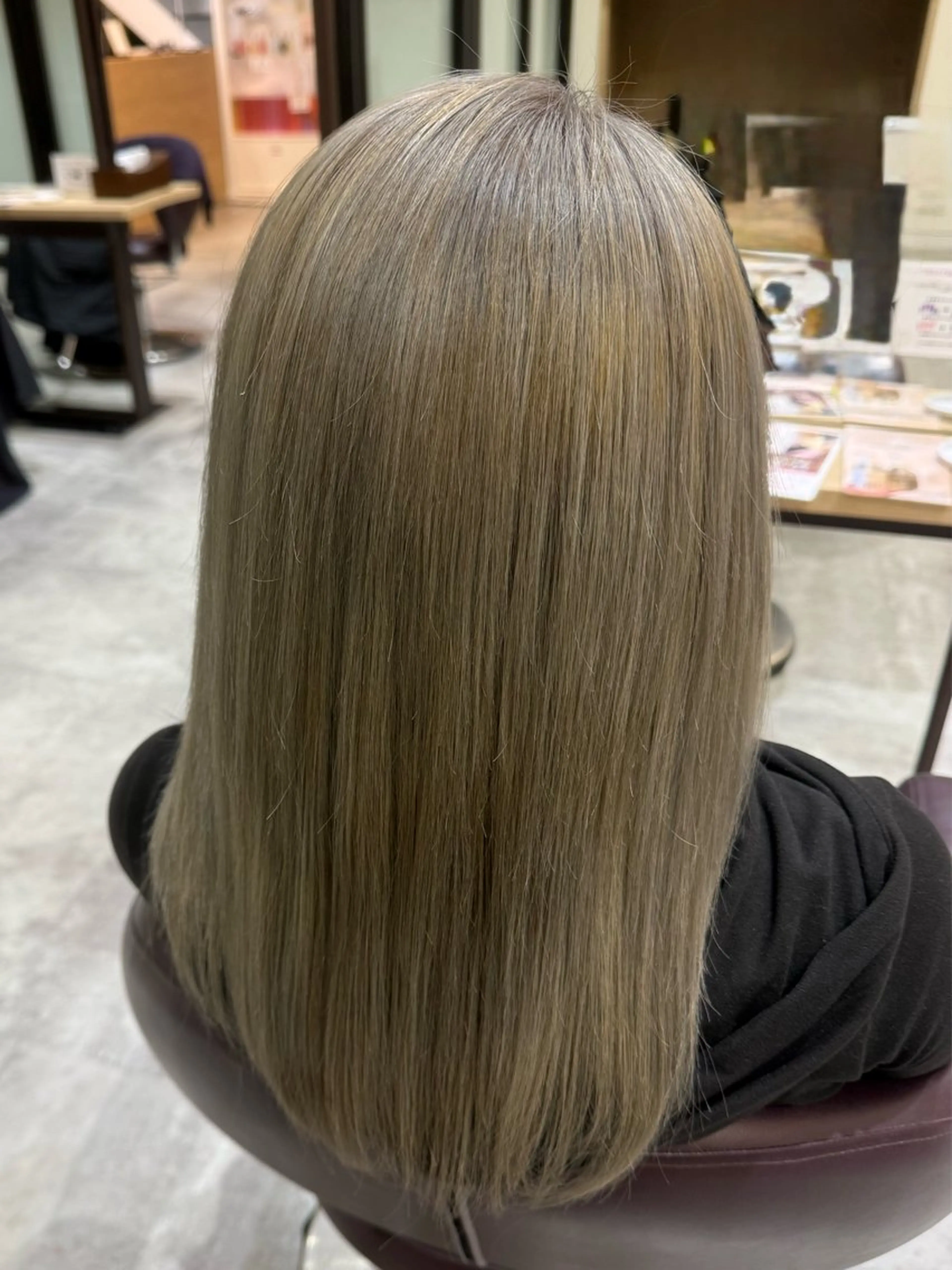 カラー ベージュカラー シルバー シルバーベージュ 🦩💗カラー特化 💗🦩aikaのヘアスタイル