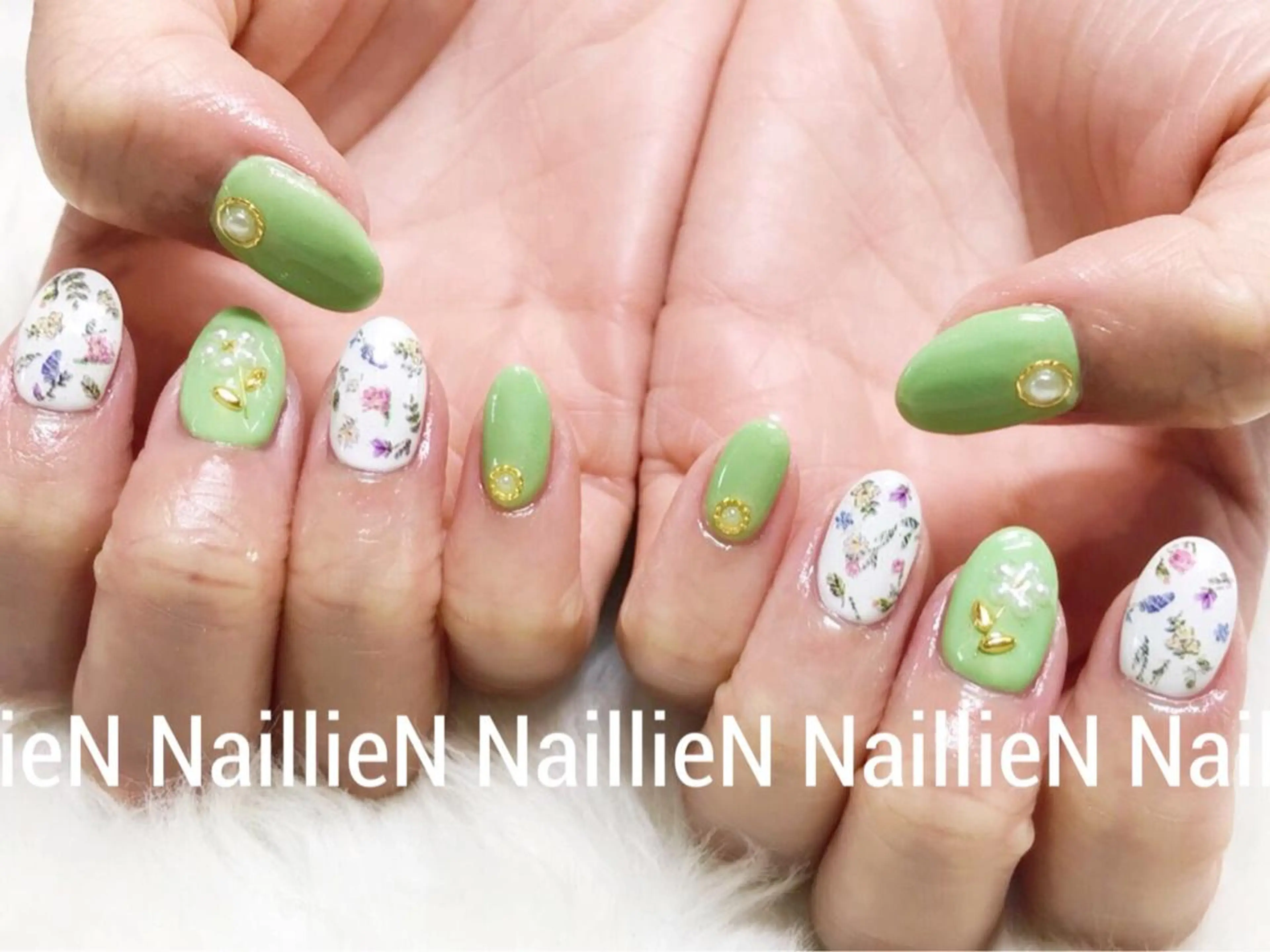 ネイル フラワーネイル Nail lieNのネイルデザイン