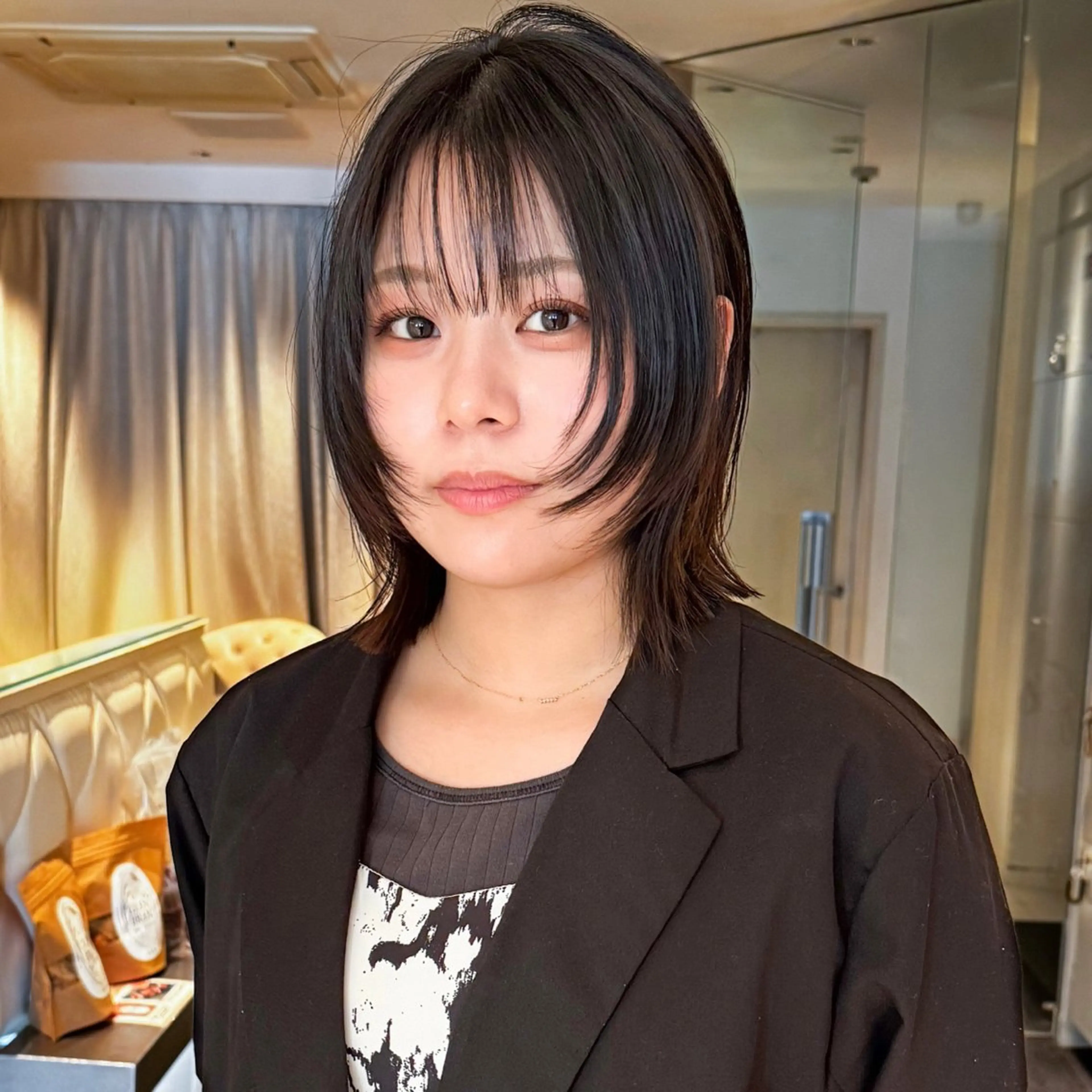 ショート ボブレイヤー ボブ 顔周りカット レイヤーカット モデル募集/山田蓮/ レイヤーボブのヘアスタイル