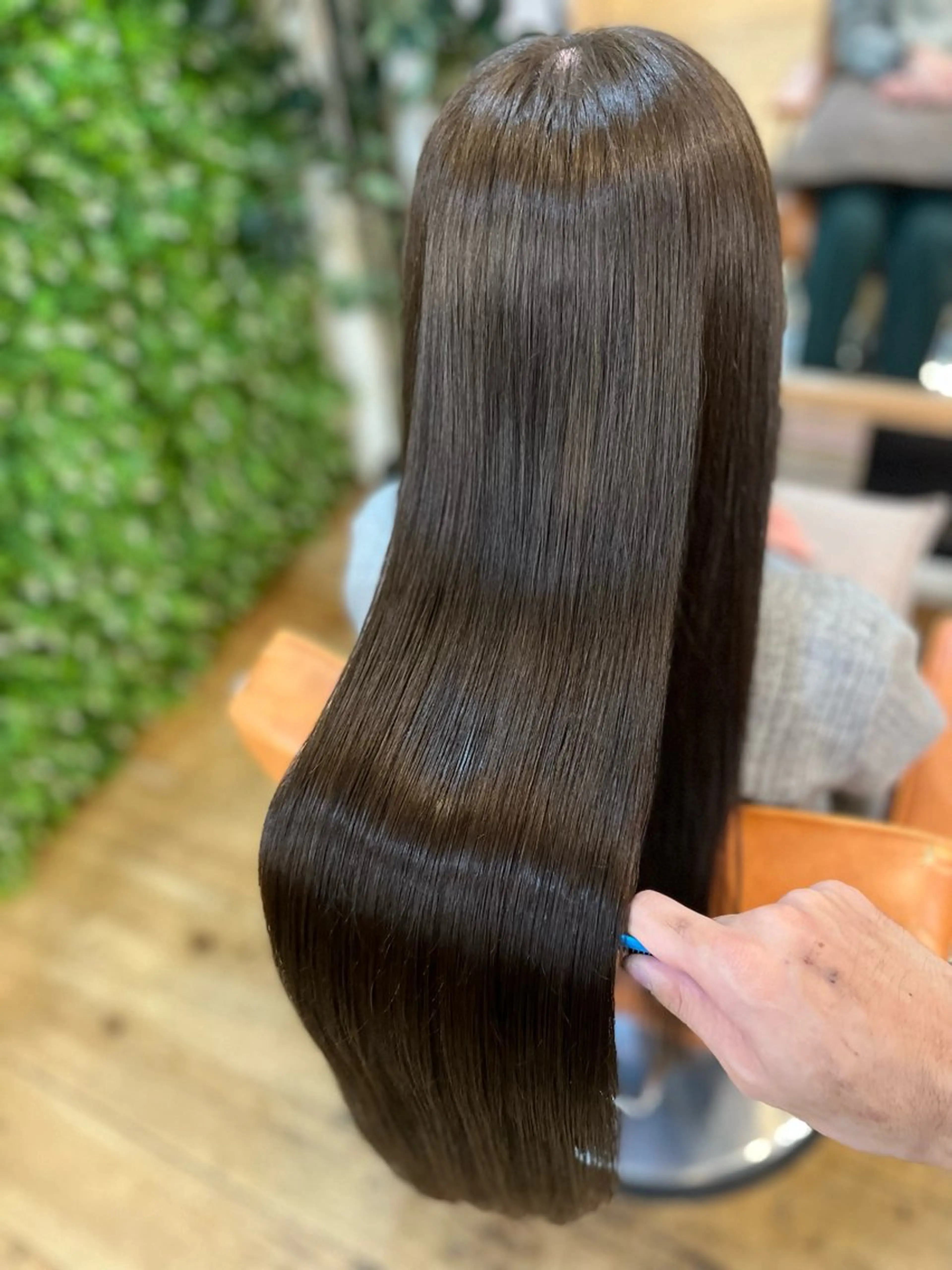 ロング ⚪️髪質改善 縮毛 店長 コウ⚪️のヘアスタイル