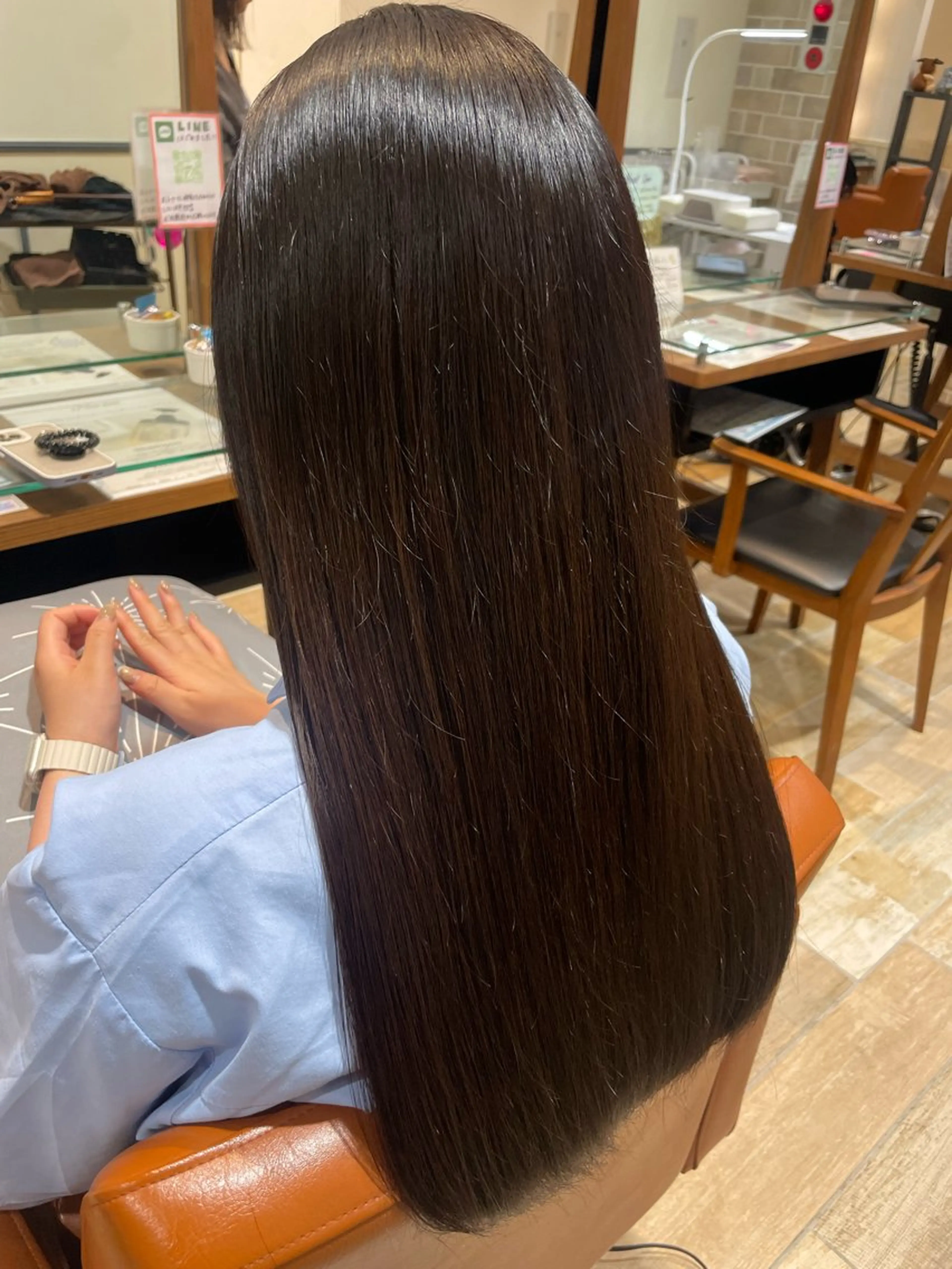 カラー 菊地 美悠のヘアスタイル