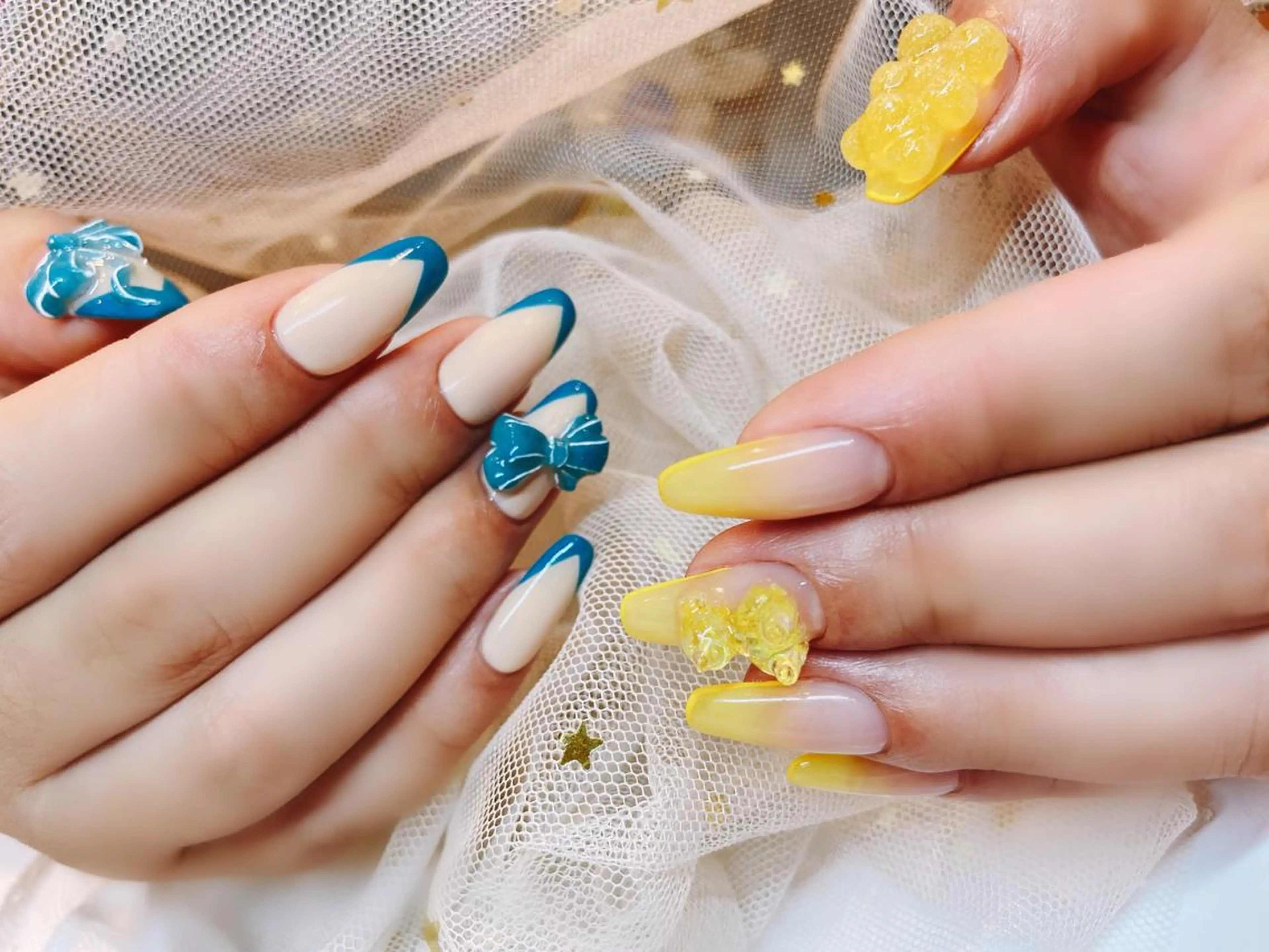 ネイル リボン 長さだし専門店 M2　rikaのネイルデザイン