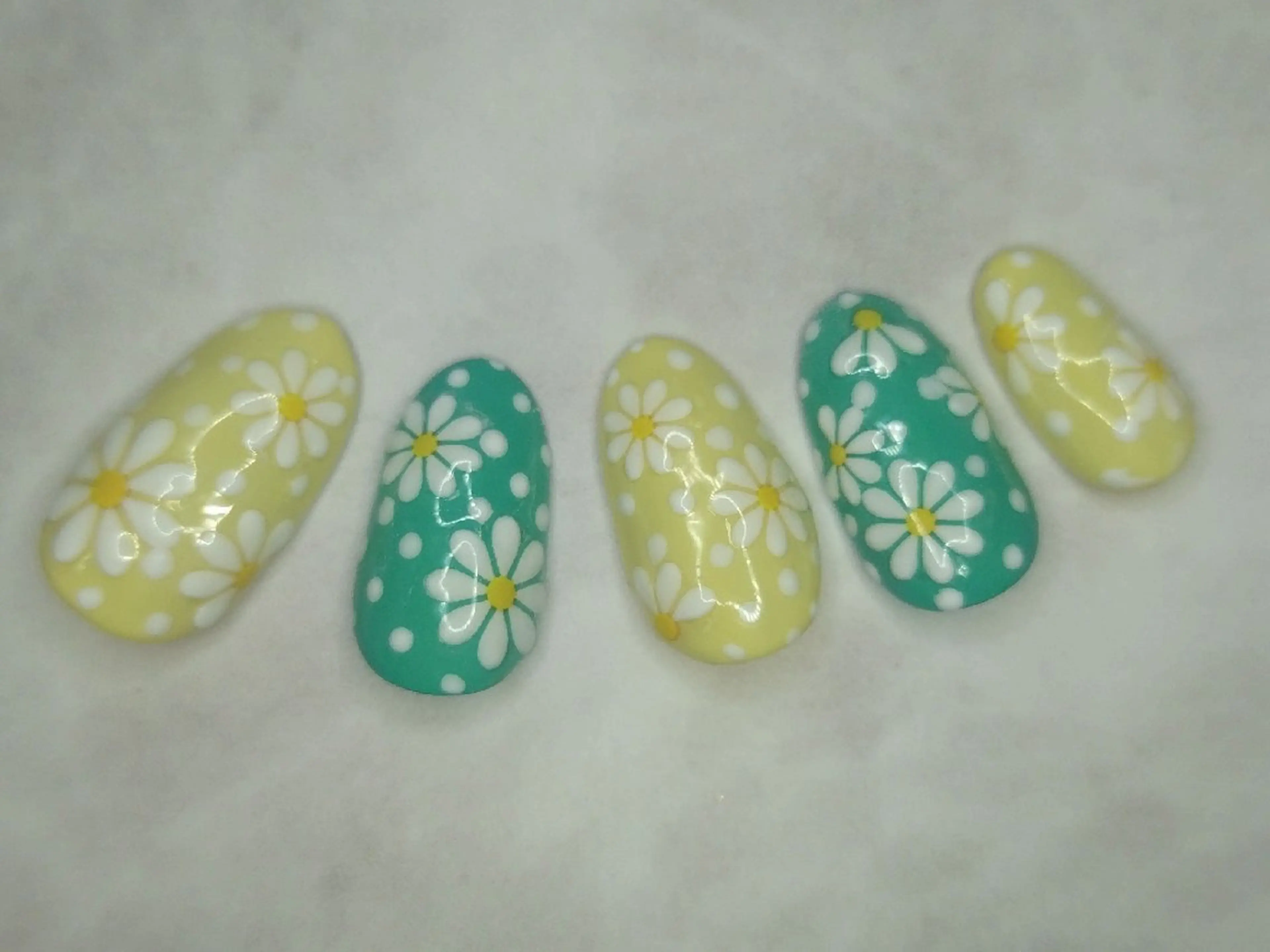 ネイル フラワーネイル ハンドネイル AG nail 〚　yuka　〛のネイルデザイン