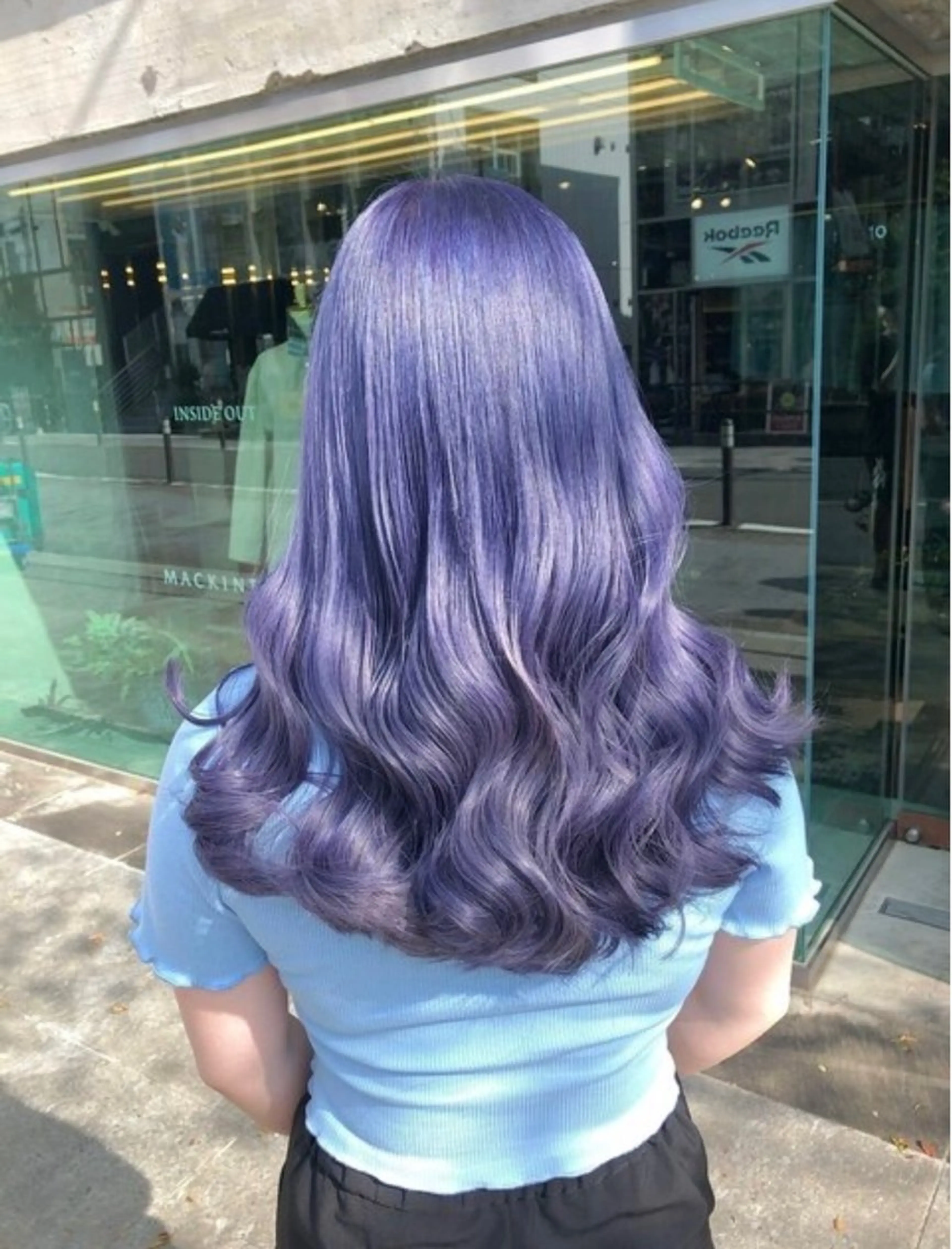 ロング カラー ヘアアレンジ ヘアカラー のん🎀ハイトーン/ レイヤーカット🐳のヘアスタイル