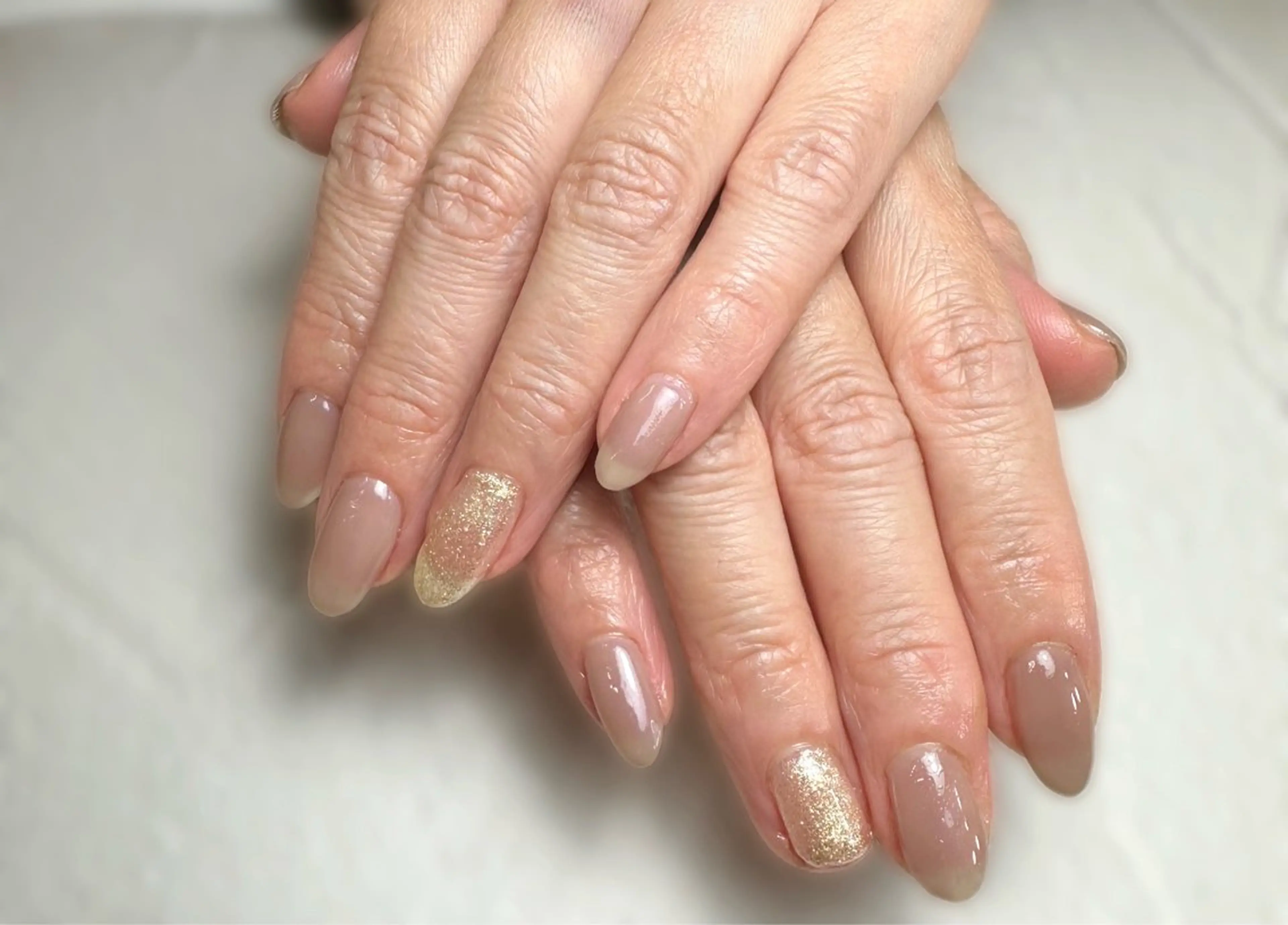 ネイル BURGUNDY hitomiのネイルデザイン