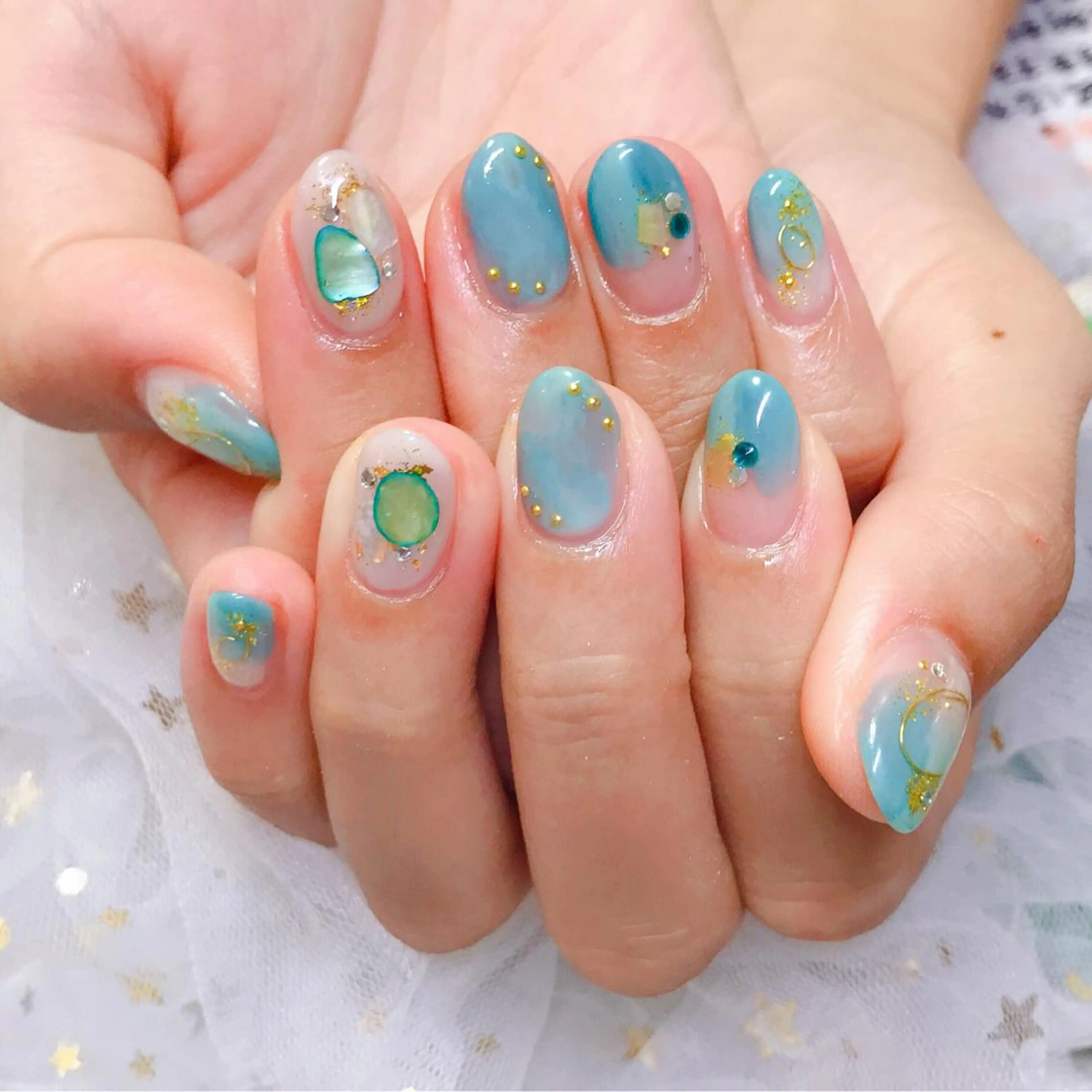 カラー ネイル Q Free nailsのネイルデザイン