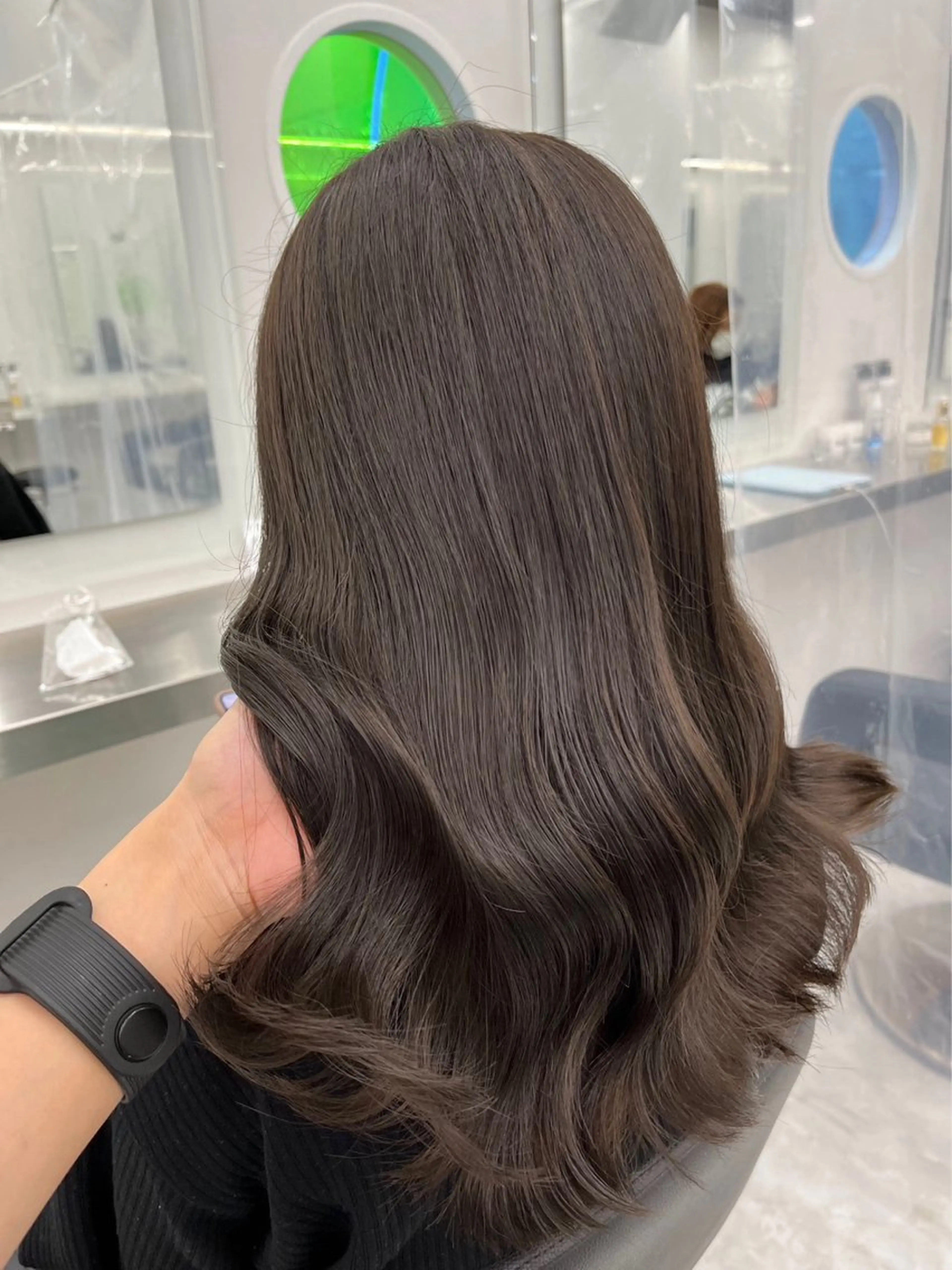 セミロング Wカラー/暖色/べ ージュりく©︎🐝のヘアスタイル