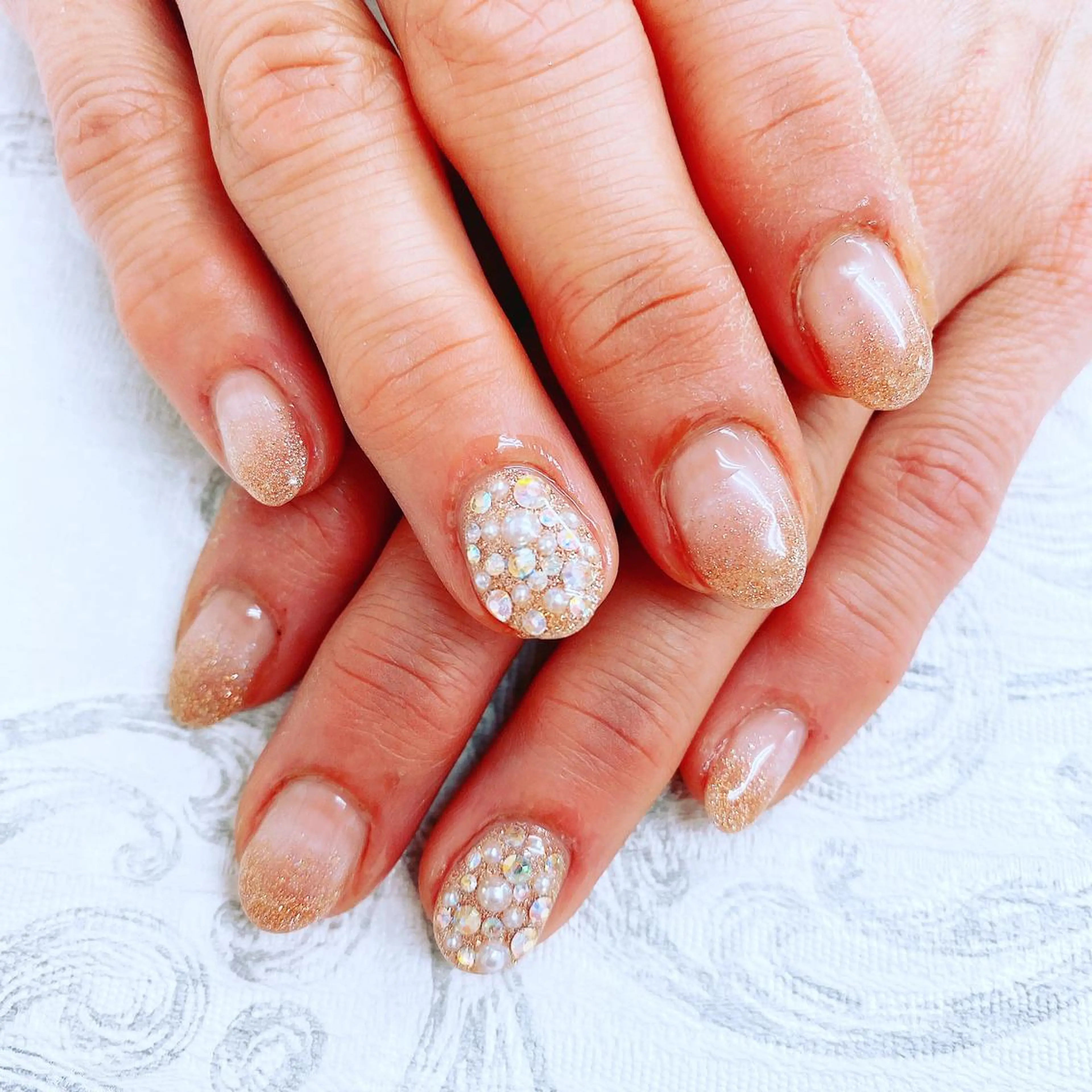 ネイル ゴージャス ストーンネイル N._._.claw[エヌクロー]所属・N._._. clawのネイルデザイン