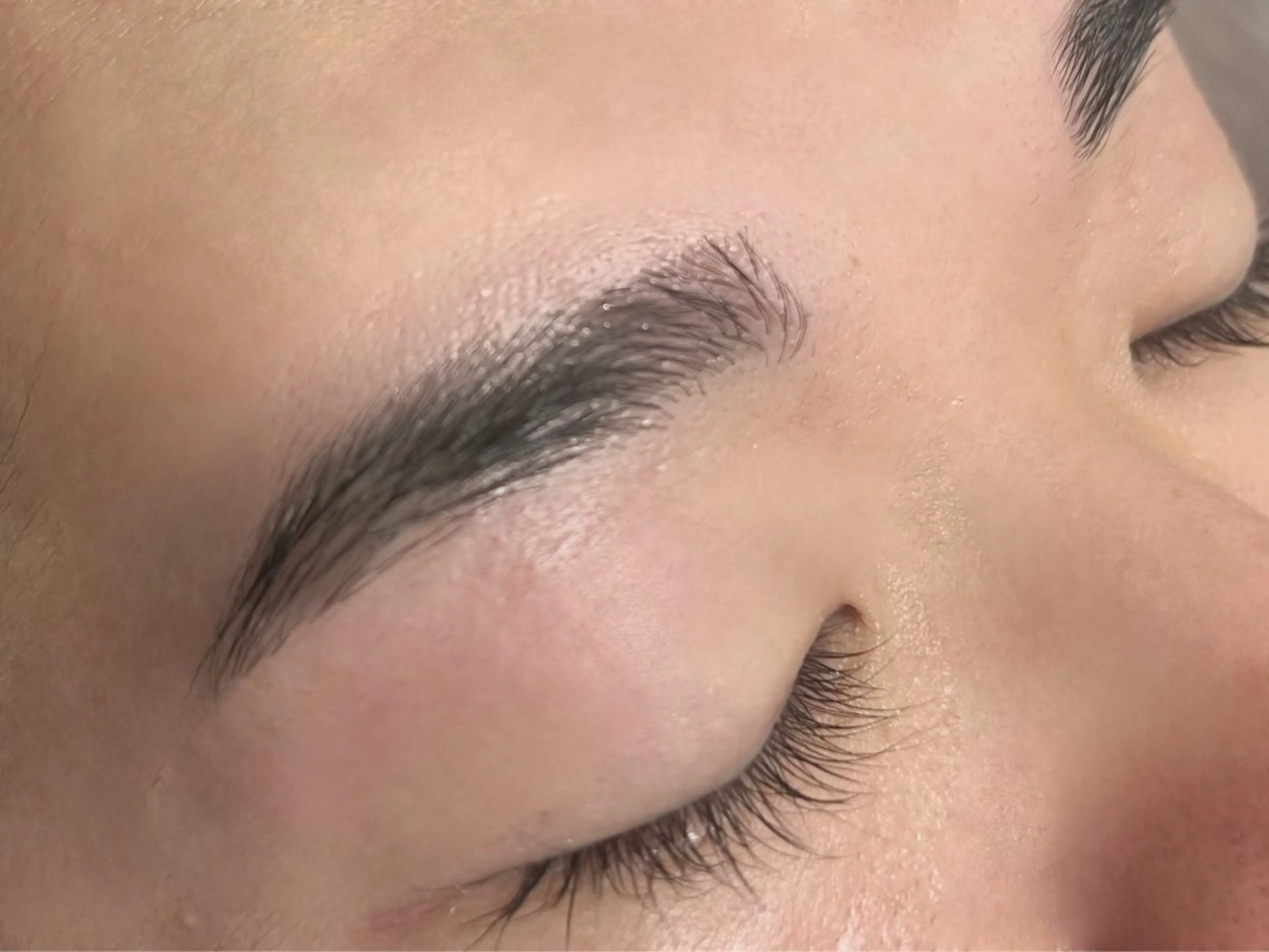 アイブロウ ワックス脱毛 眉カット Ai Quick 秋葉原わたなべの眉毛・アイブロウイメージ