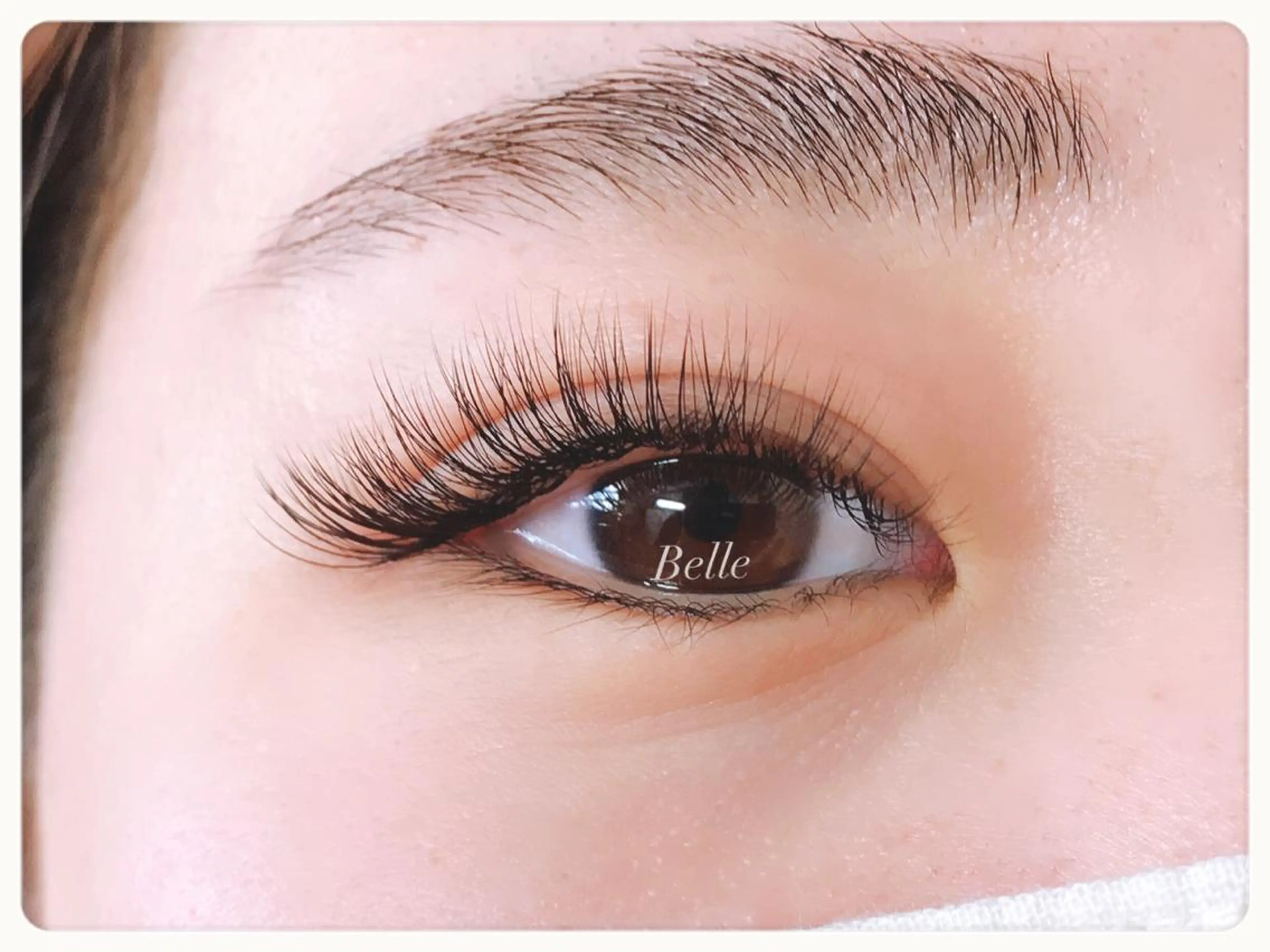 ボリュームラッシュエクステの写真