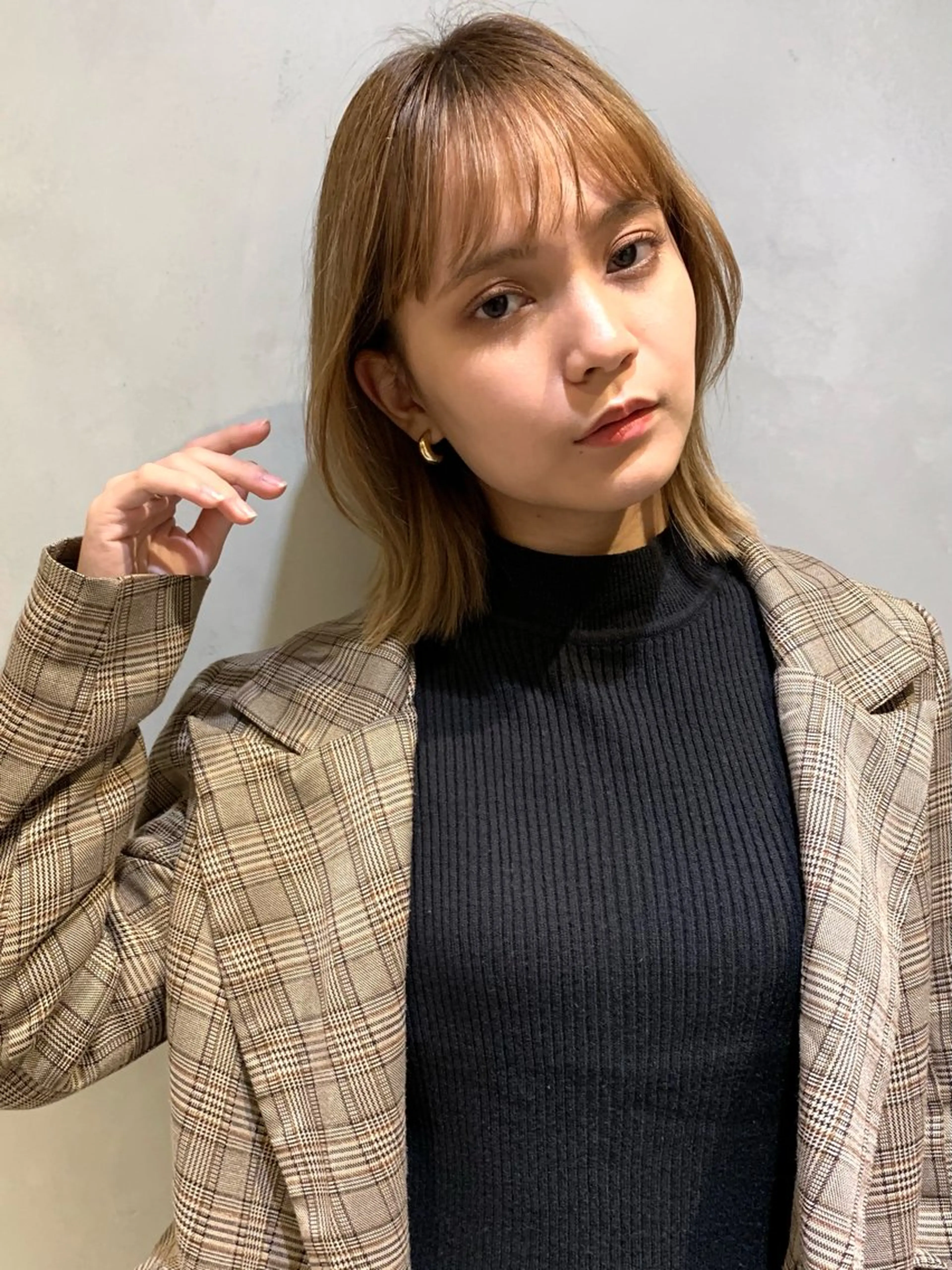 ミディアム EMANON 池袋3rd店のヘアスタイル