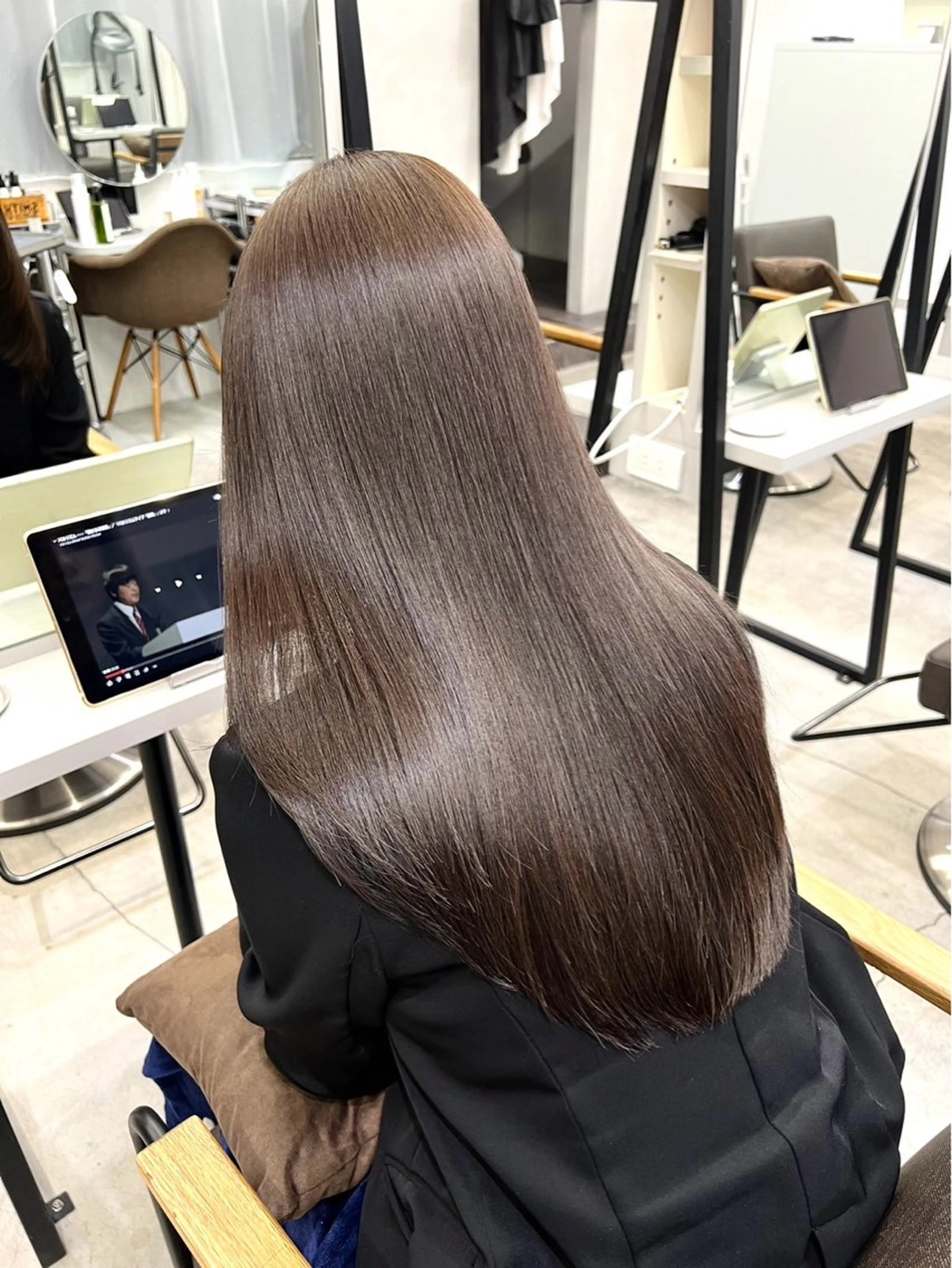 髪質改善【禁断の配合ヘアサプリ込み※癖は伸びません】（巻ける/地毛風/シャキンとしない自然な仕上がり/美髪矯正）の写真