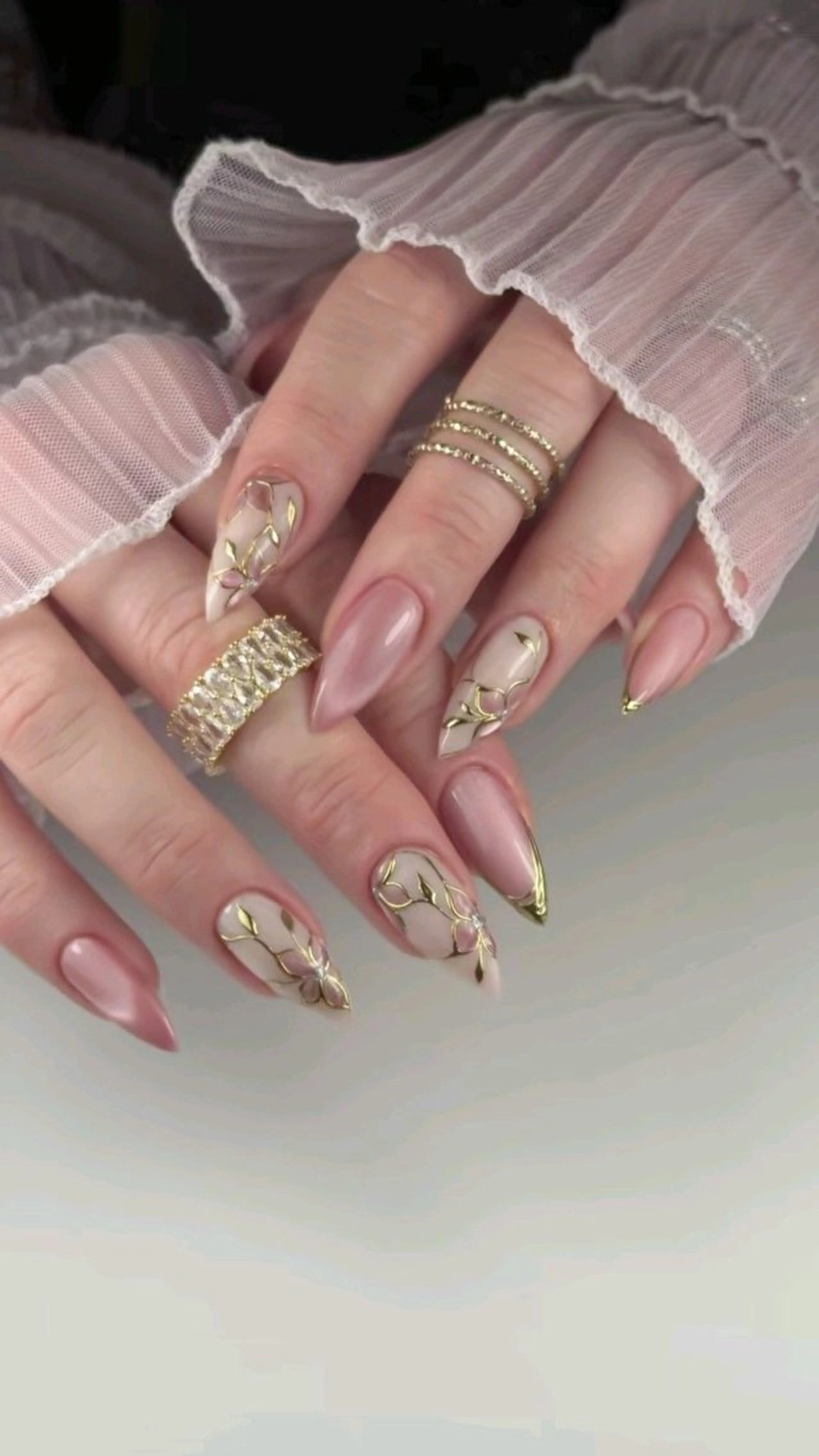 カラー グラデーションカラー ハンドネイル AIN Nailのネイルデザイン