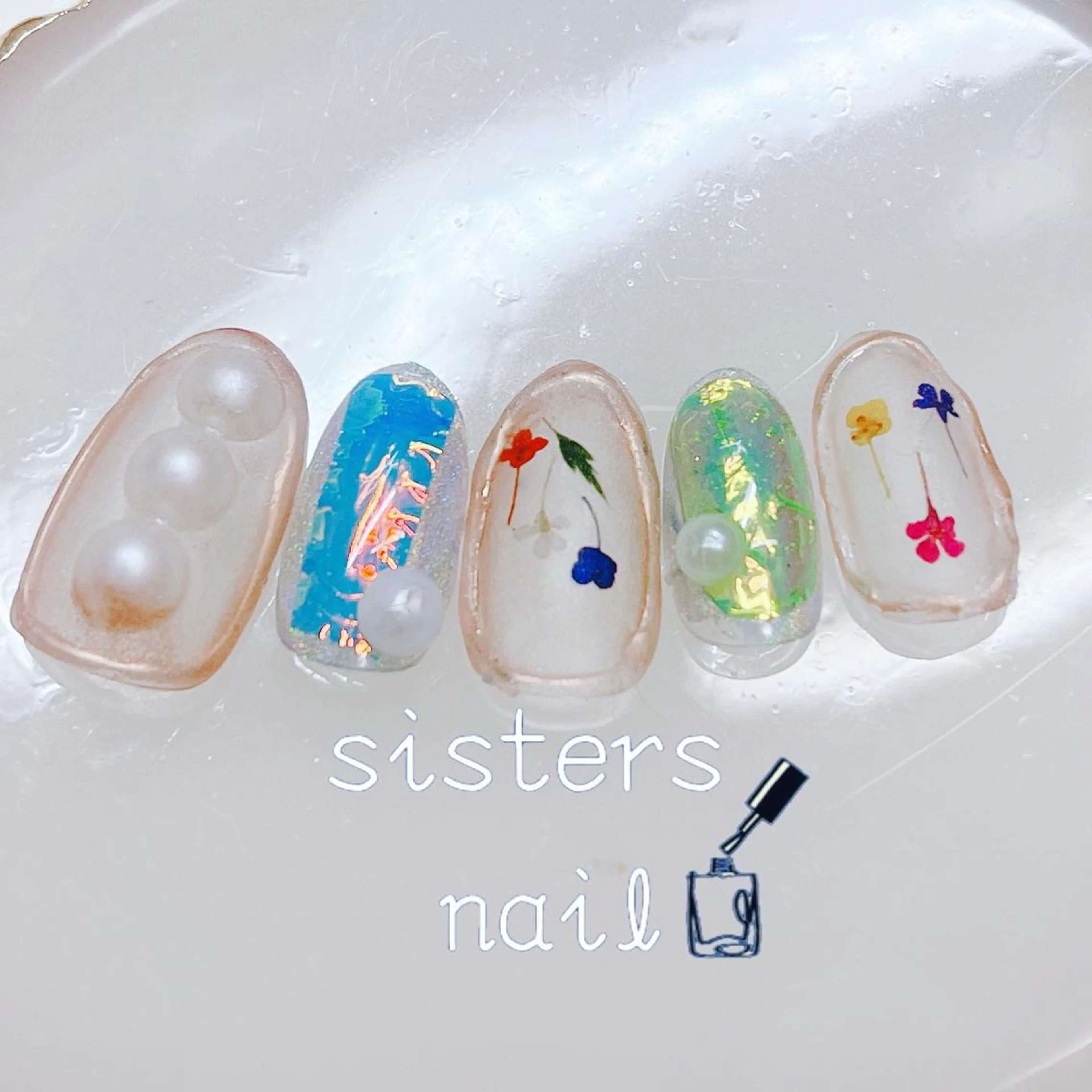 ネイル アートネイル 氷ネイル・うるうるネイル ミラーネイル ニュアンスネイル 春ネイル ハンドネイル ハンドケア sisters nail.fのネイルデザイン