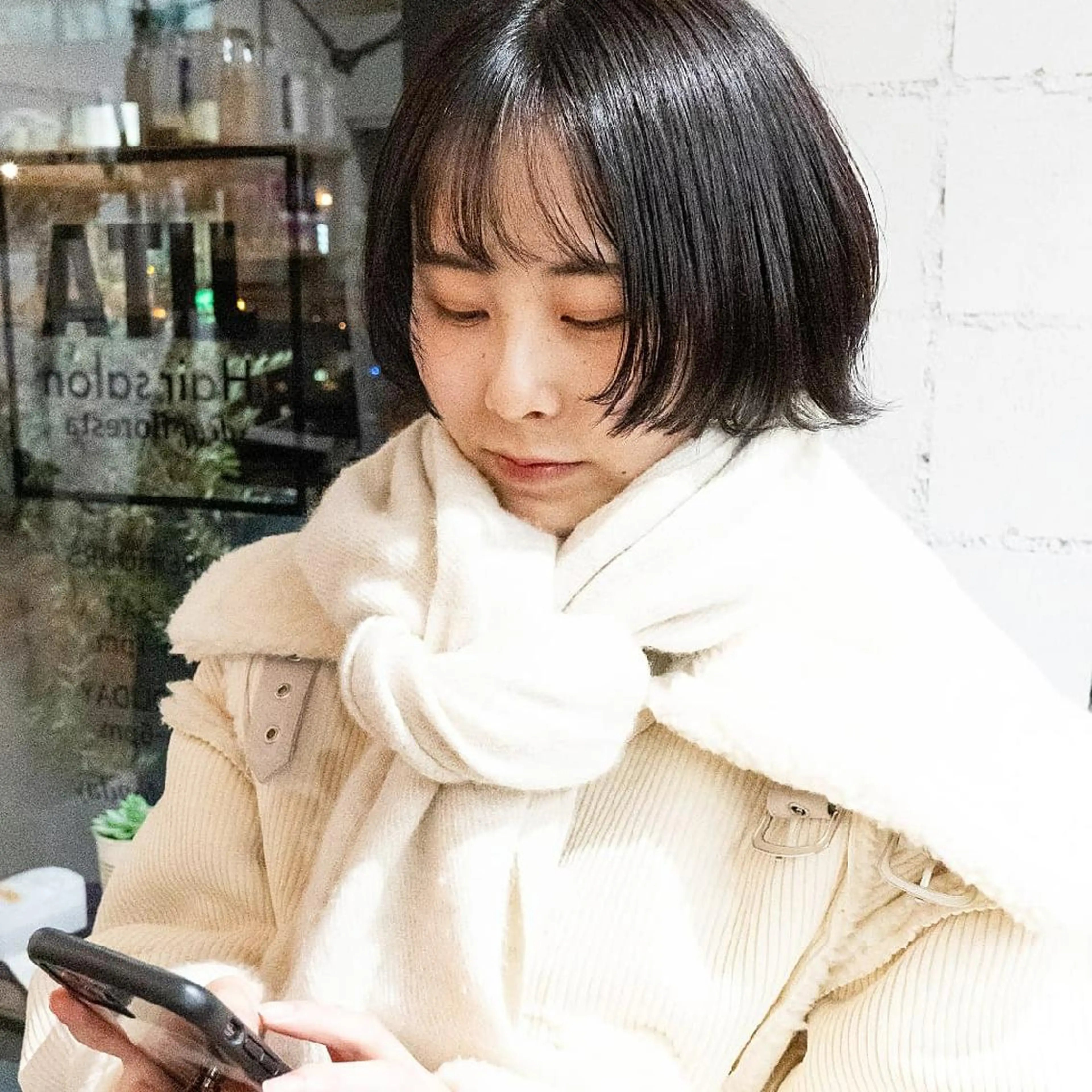 ショート ショートレイヤー 顔周りカット レイヤーカット ショートヘア ウルフカット 天王寺髪質改善なら よしみさん✨のヘアスタイル