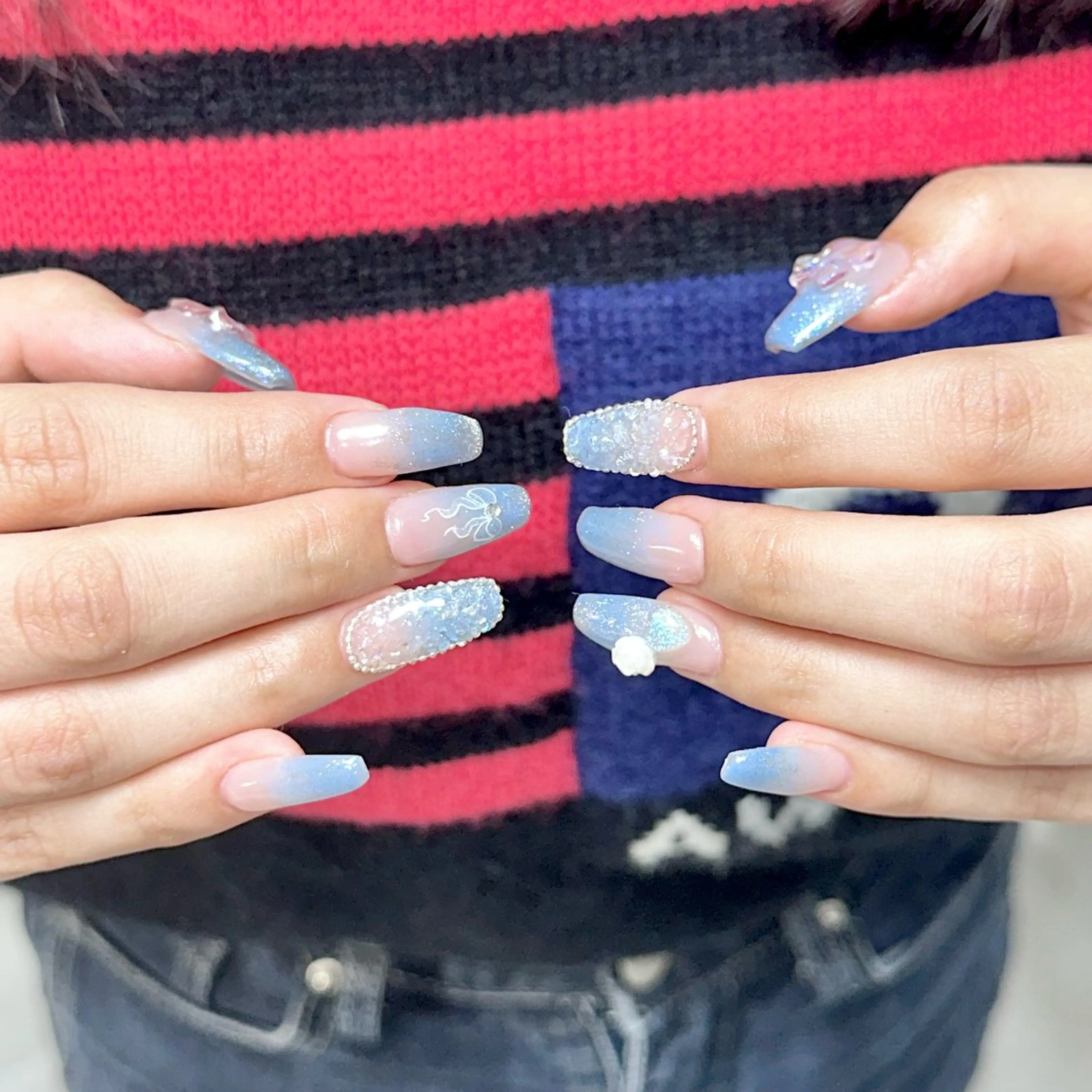 ネイル ブルー LAUR Natsukiのネイルデザイン