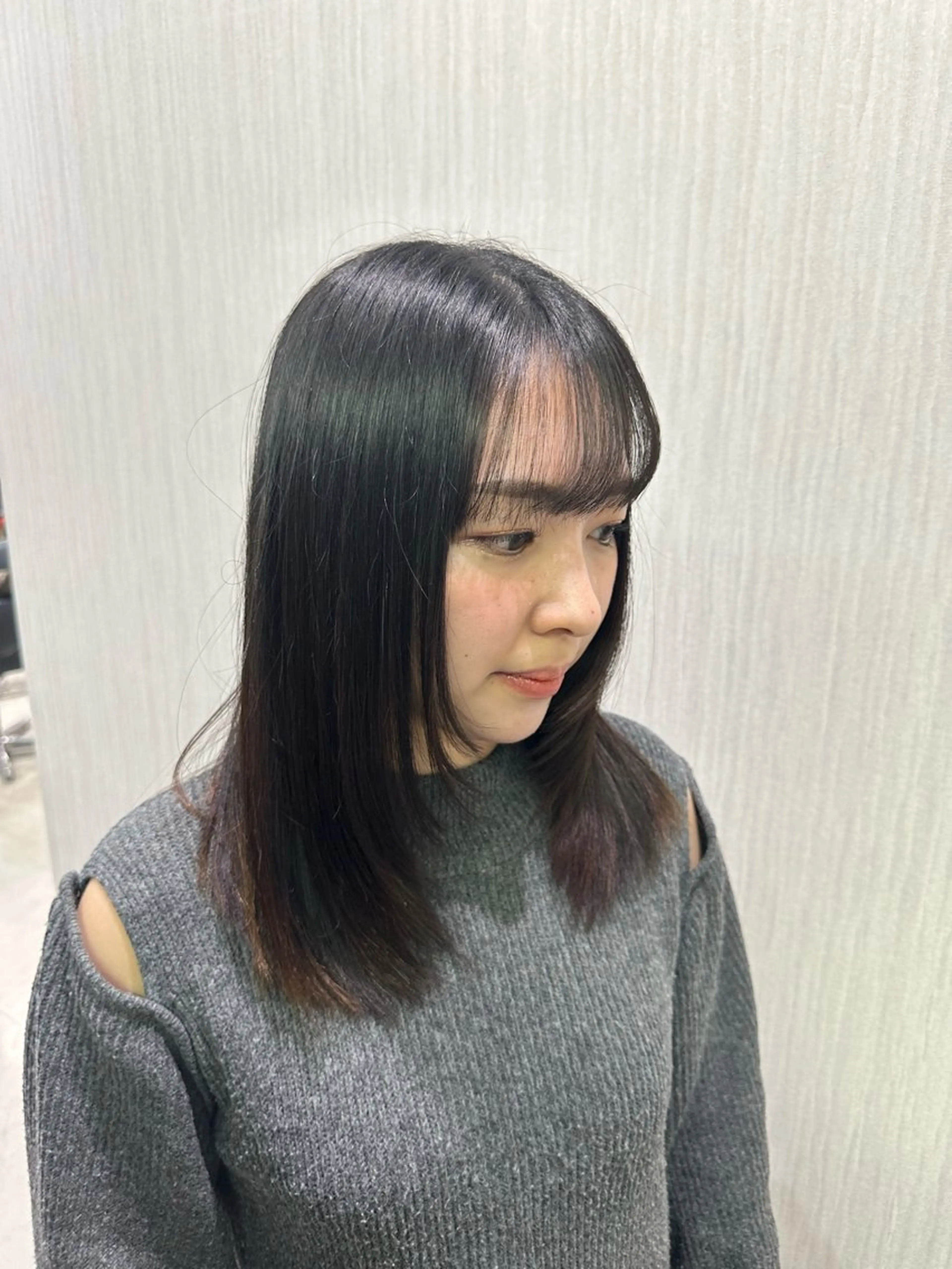 ロング カラー 顔まわりレイヤー 顔周りカット レイヤーカット シャギー SHUHEY💎 髪質改善✨のヘアスタイル