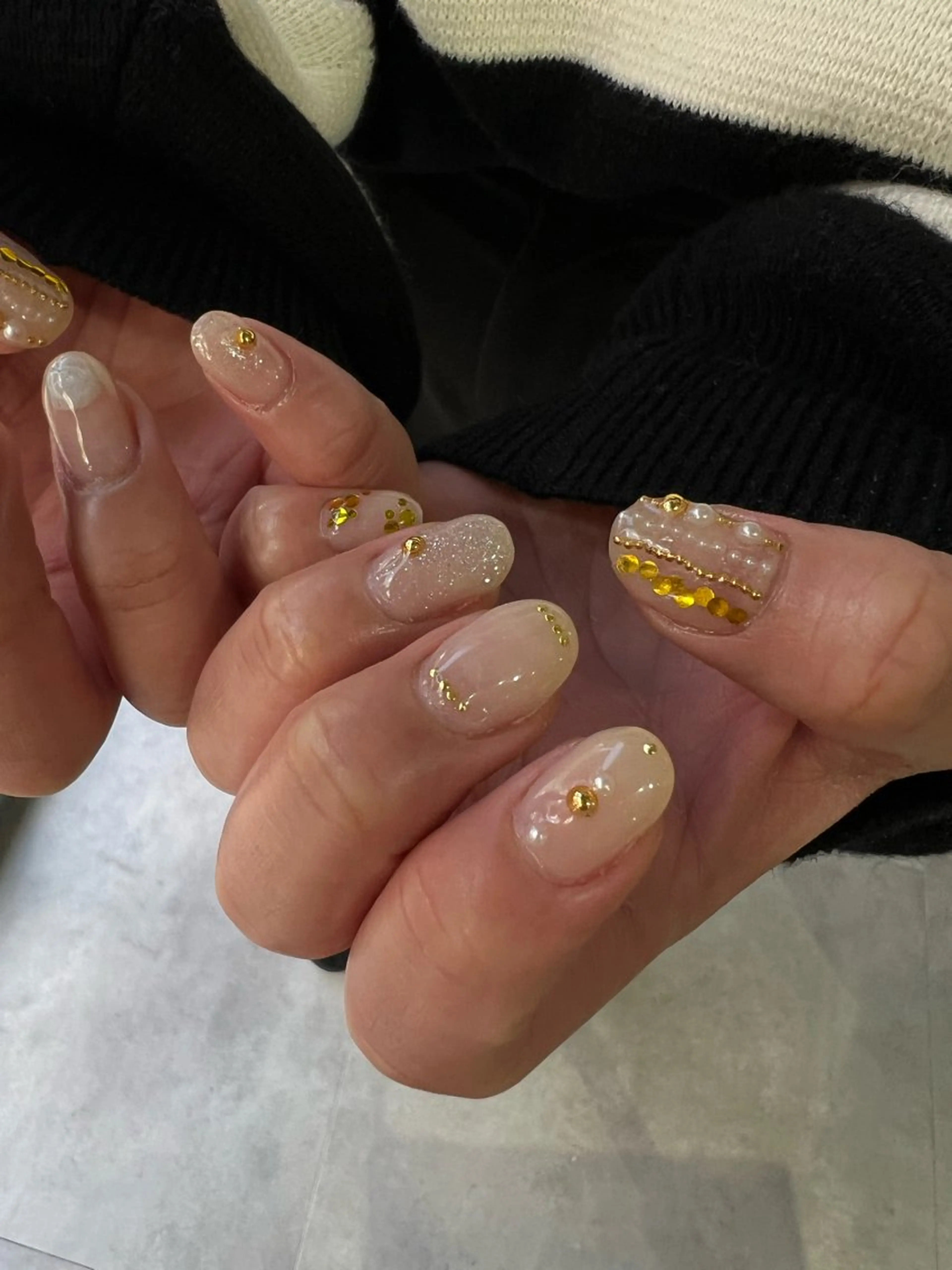 ネイル ハンドネイル Hata nail 🎀個性派ニュアンスのネイルデザイン