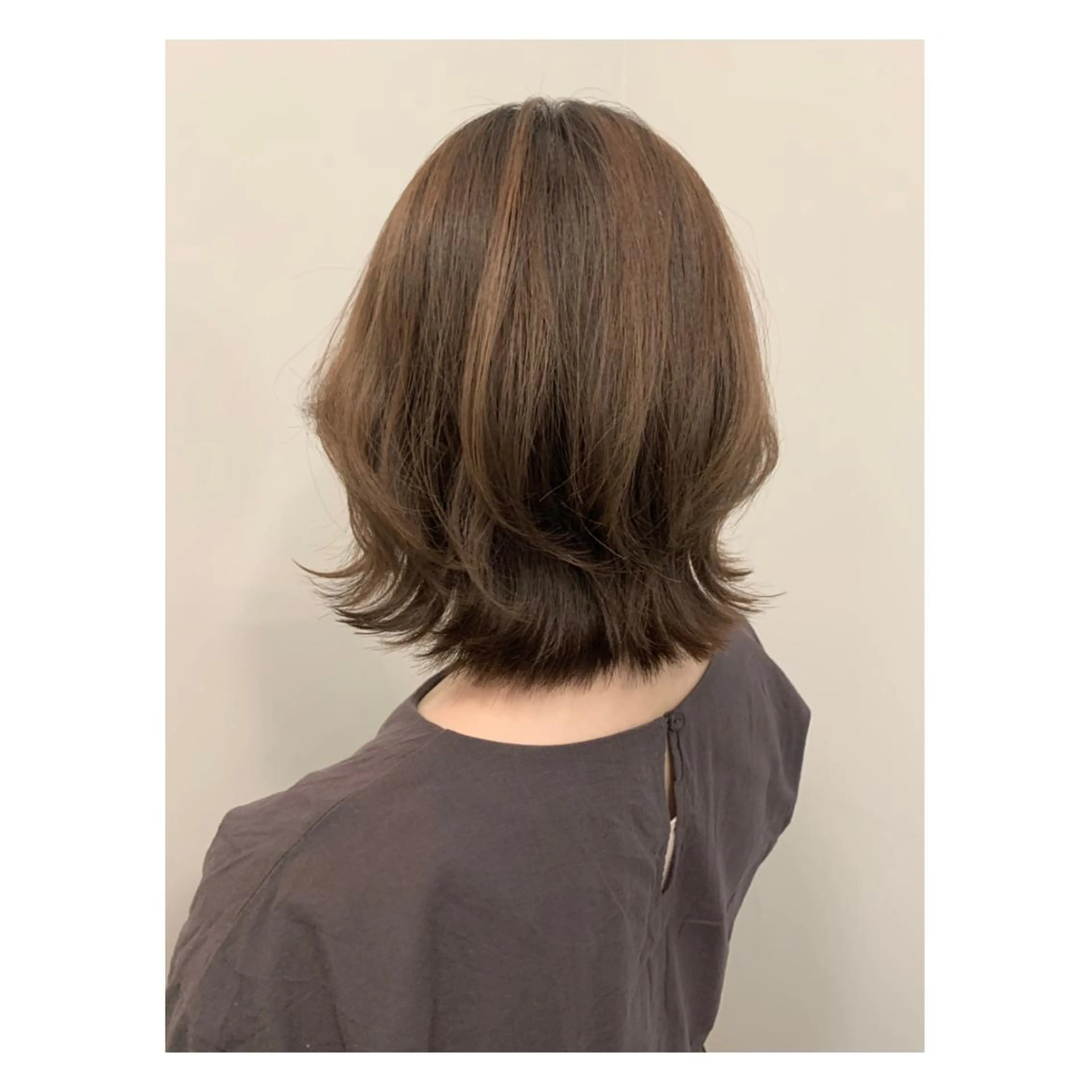 ミディアム ボブレイヤー ボブ レイヤーカット KOLOR所属・KOLOR 中村のヘアスタイル