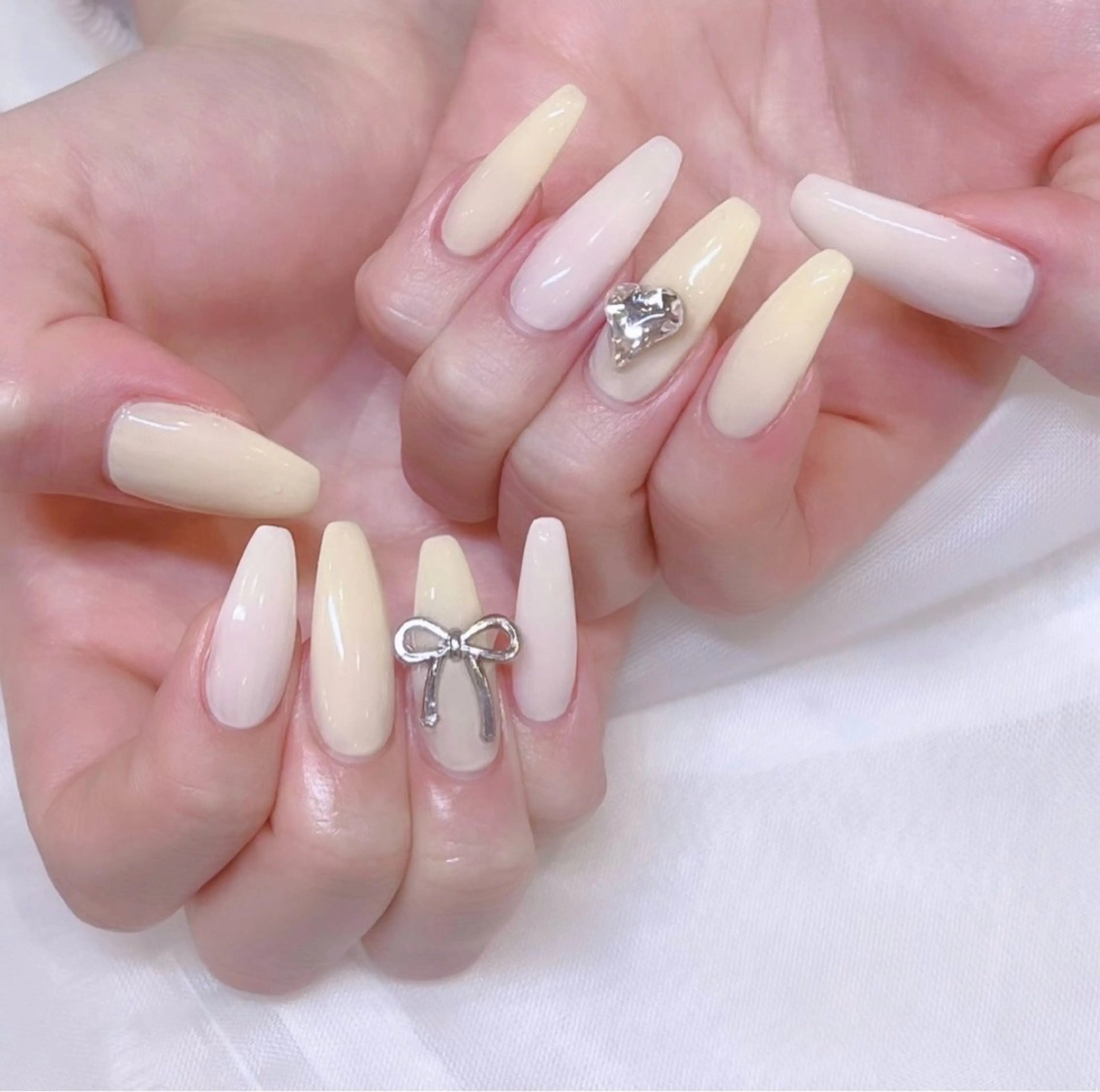 ネイル ハンドネイル emu sakiのネイルデザイン