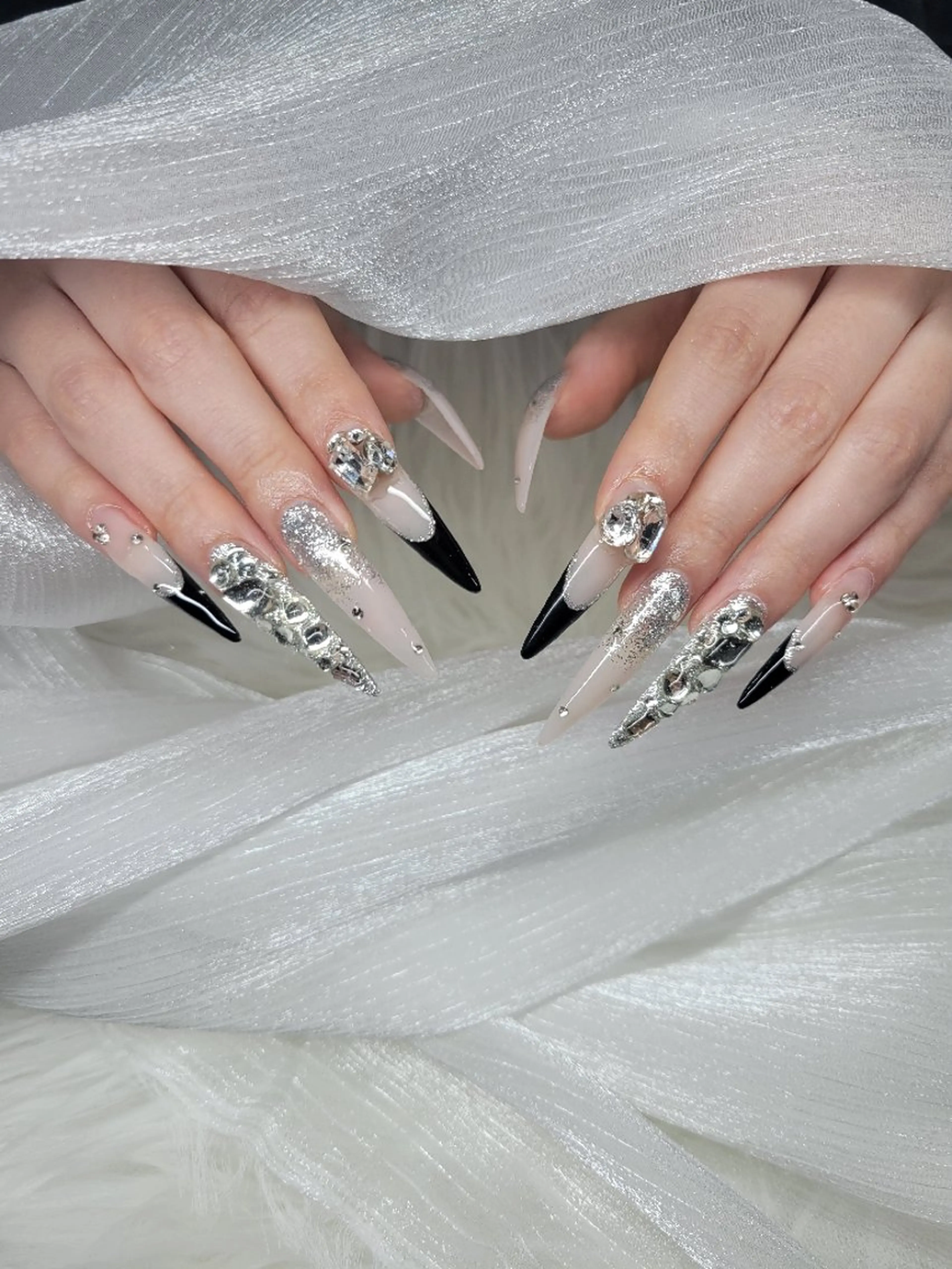 ネイル ハンドネイル 🌺chimu🌺 予約リクエスト可能☆のネイルデザイン