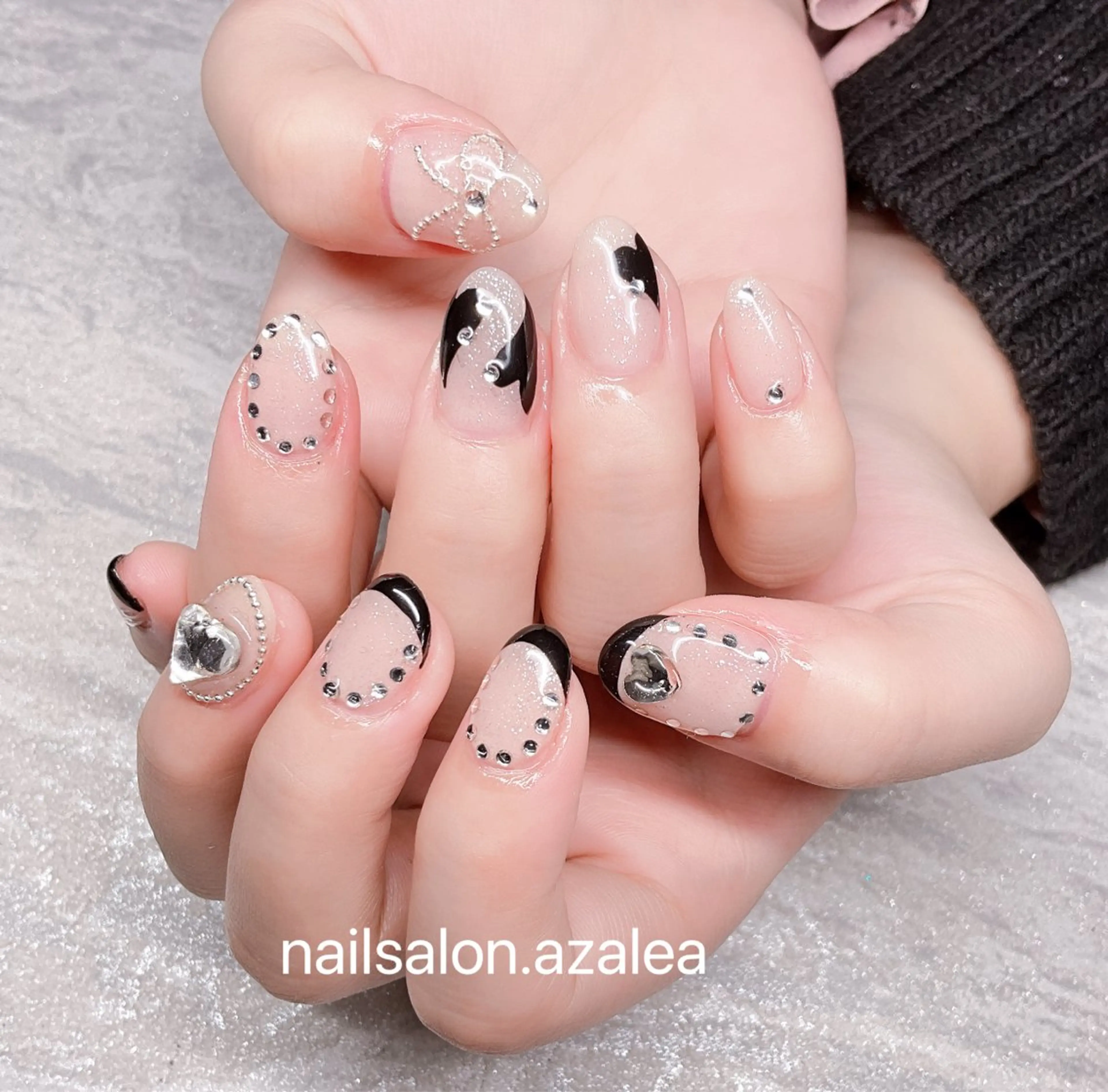 ネイル ハート ハンドネイル R inのネイルデザイン