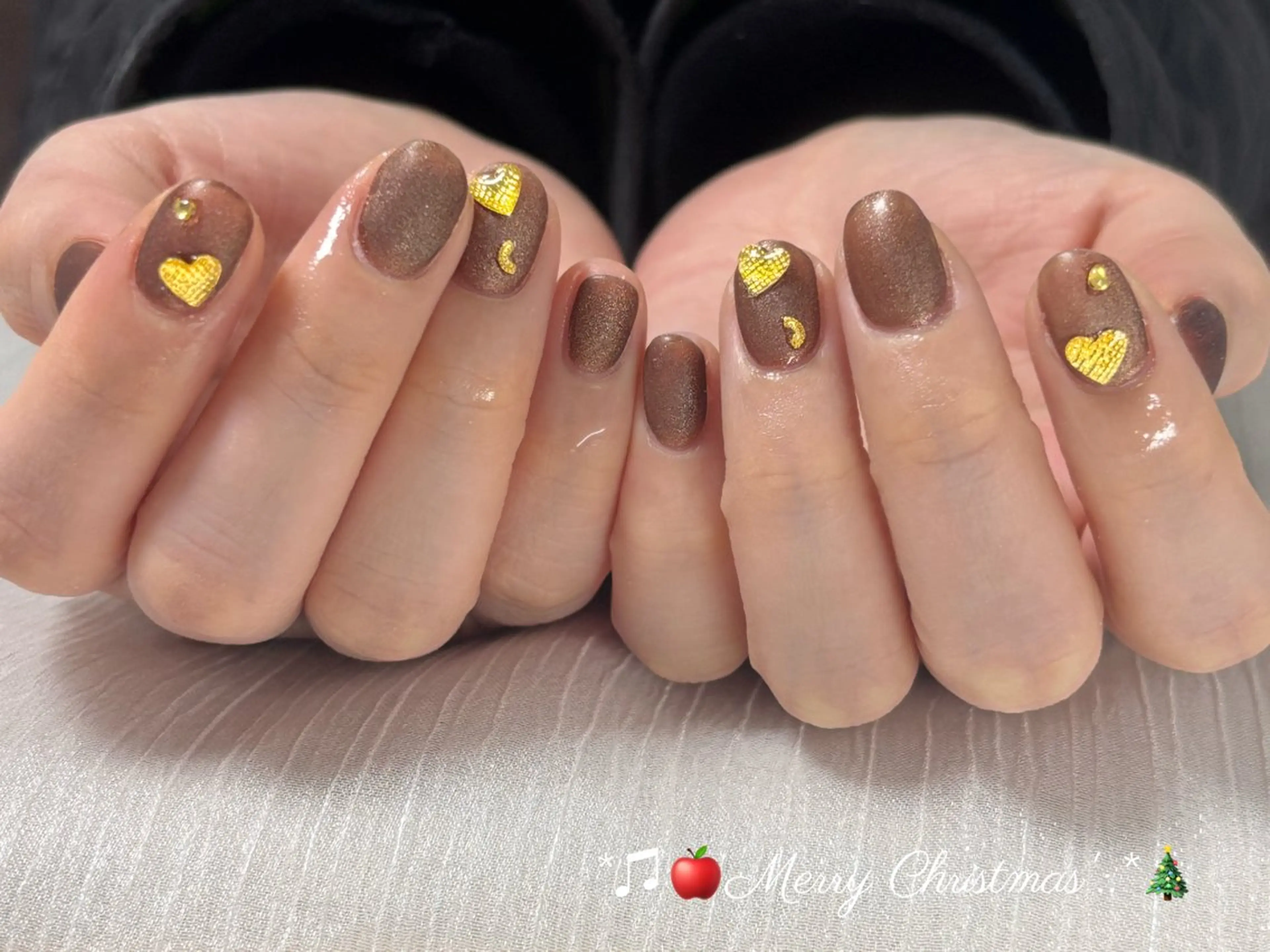 ネイル ハンドネイル ハンドケア コネコ ネイルサロンのネイルデザイン