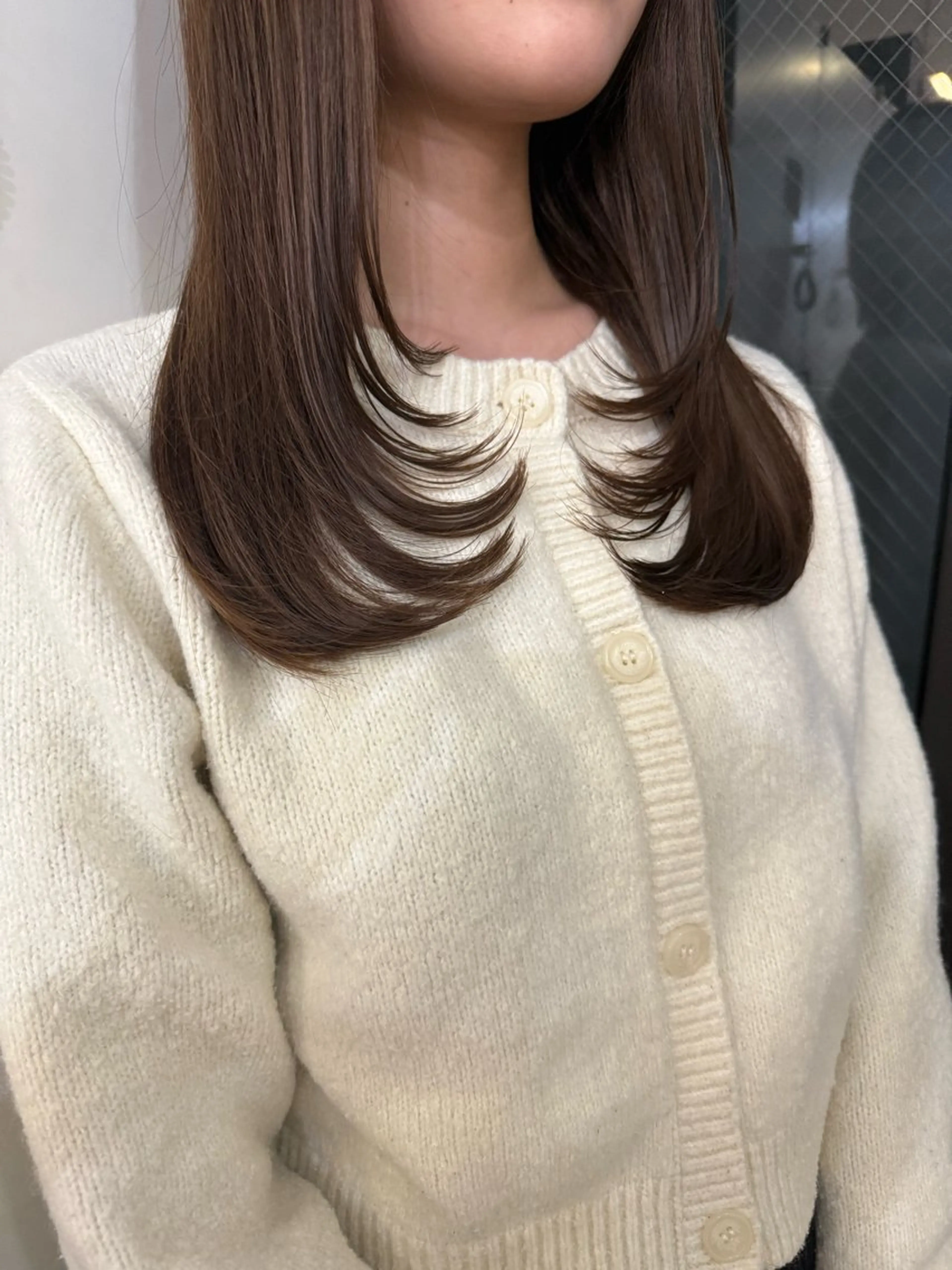 セミロング Rinka/レイヤー /透明感カラーのヘアスタイル