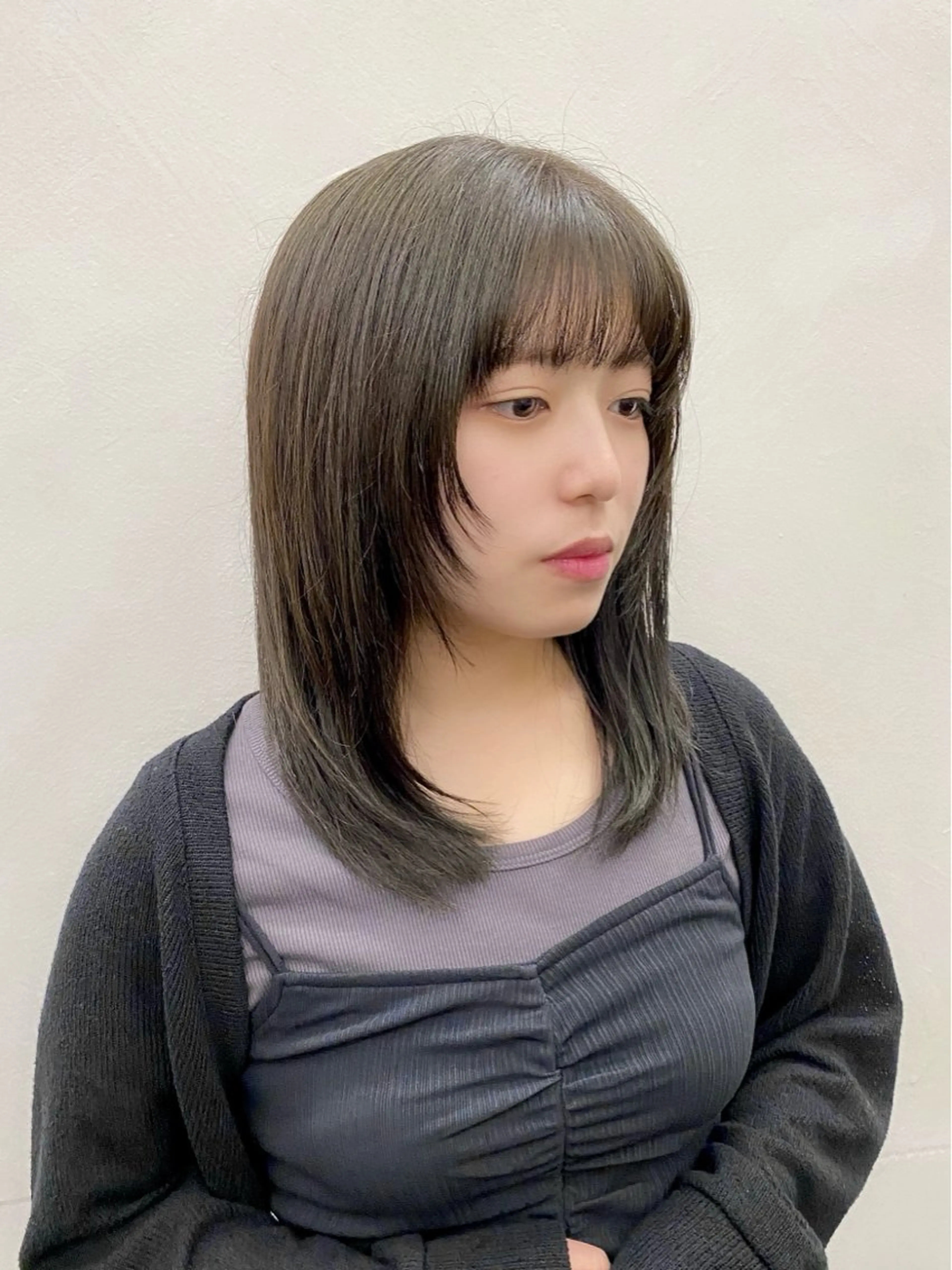 ミディアム カラー オリーブカラー カット ヘアカラー トリートメント Paddle所属・似合わせレイヤー/ レイヤーパーマ/高倉のヘアスタイル