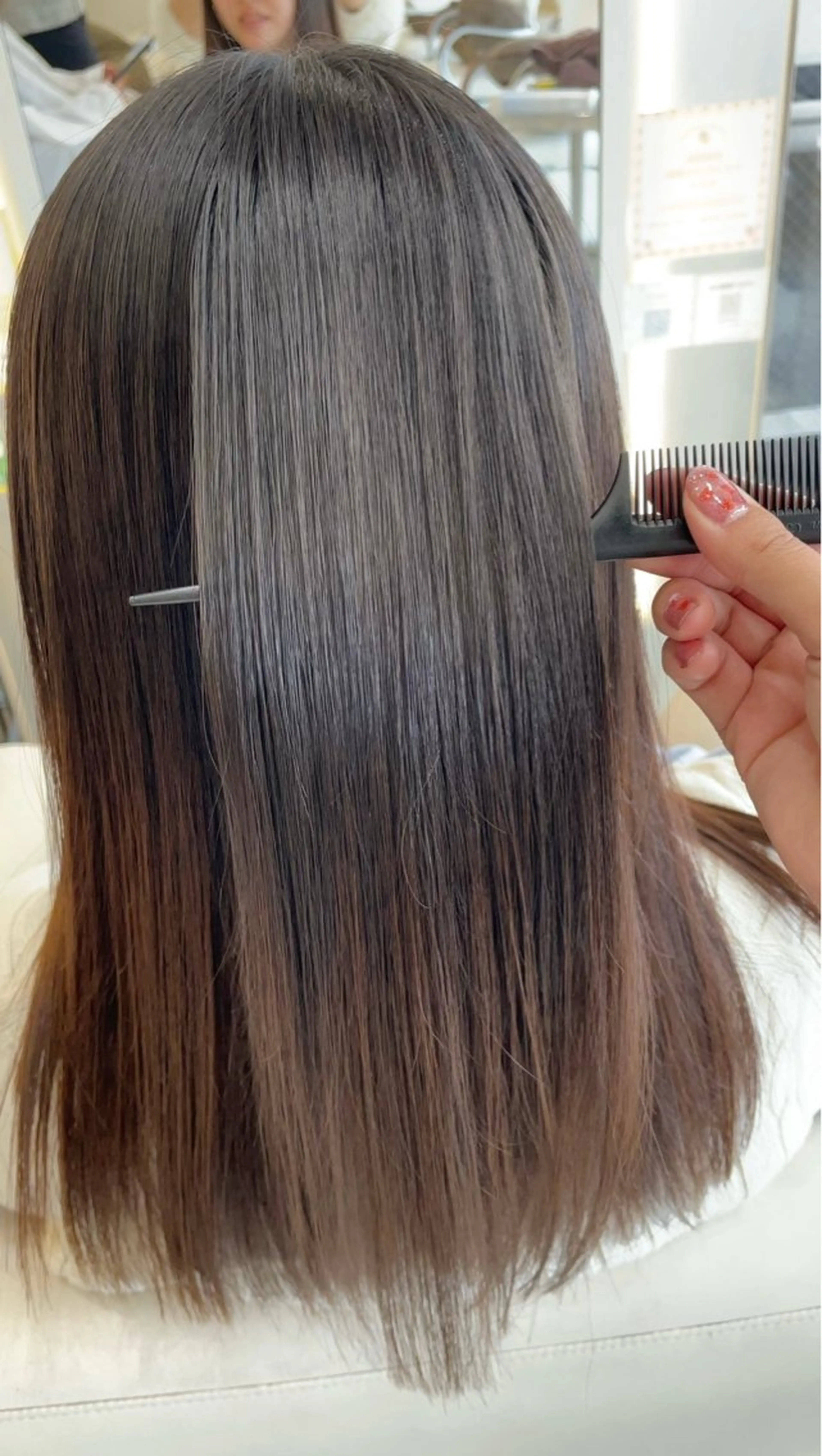 ロング パーマ くせ毛 髪質改善 縮毛矯正 酸性ストレート ストレートパーマ Bleu Terre所属・ブルーテーフ 大泉 遥愛のヘアスタイル