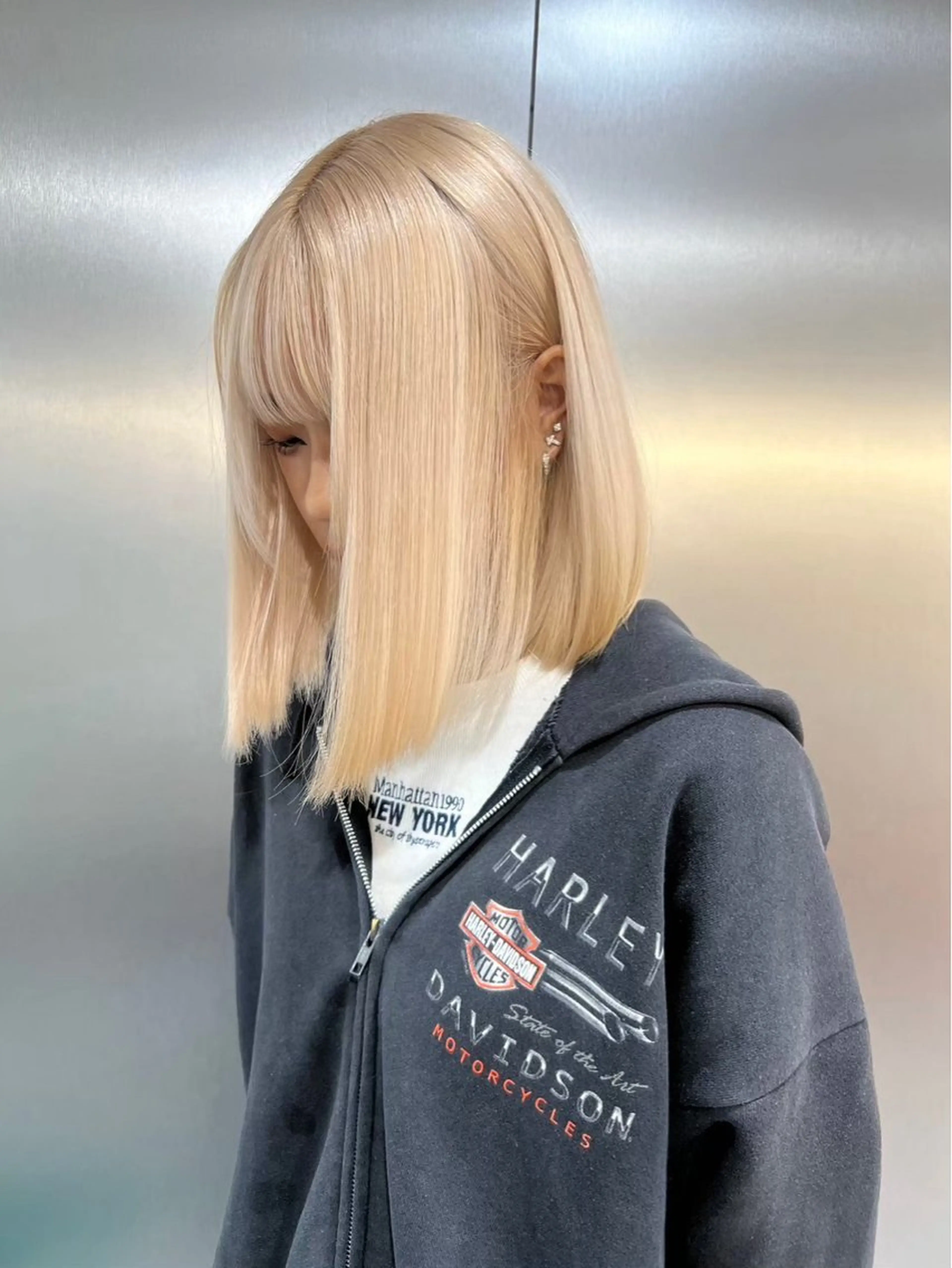 ミディアム カラー 𝑨𝒚𝒂𝒏𝒂 ꔛ💛のヘアスタイル