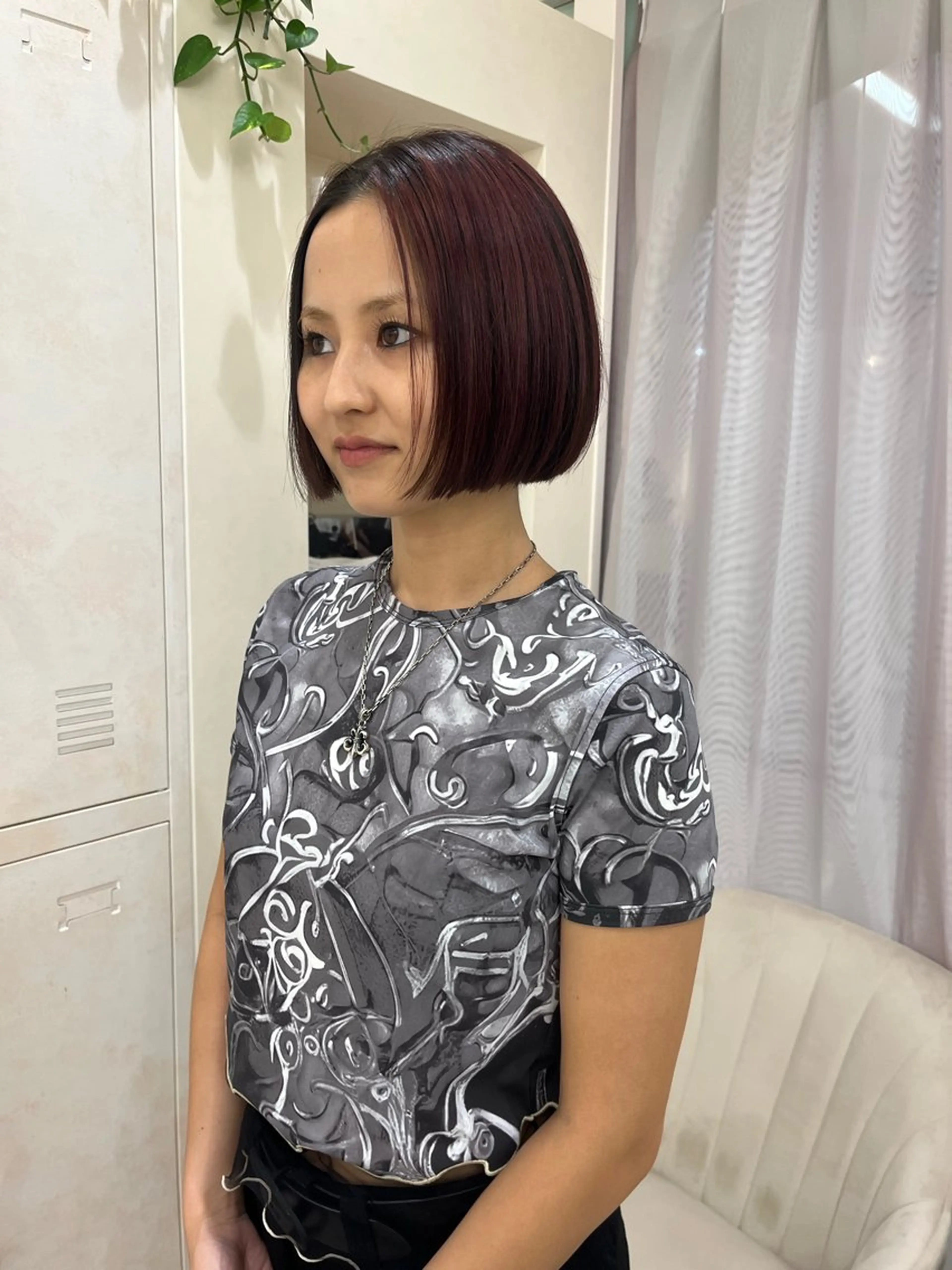 ショート カラー カット ヘアカラー トリートメント 松村 澪里のヘアスタイル