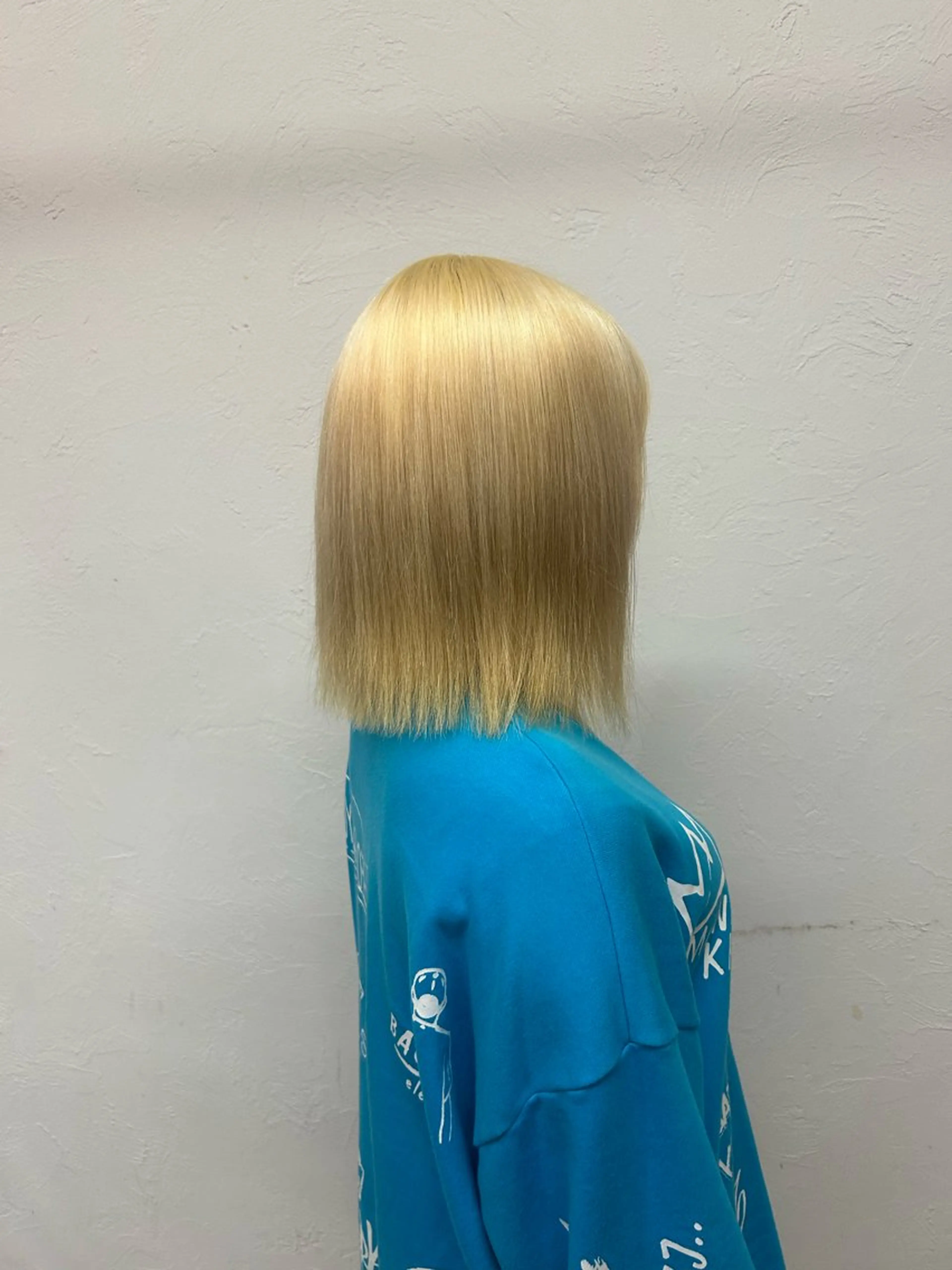 ミディアム カラー 抜きっぱなしブロンド ブロンド ホワイトブロンド げん/梅田美容室 中崎町美容室のヘアスタイル