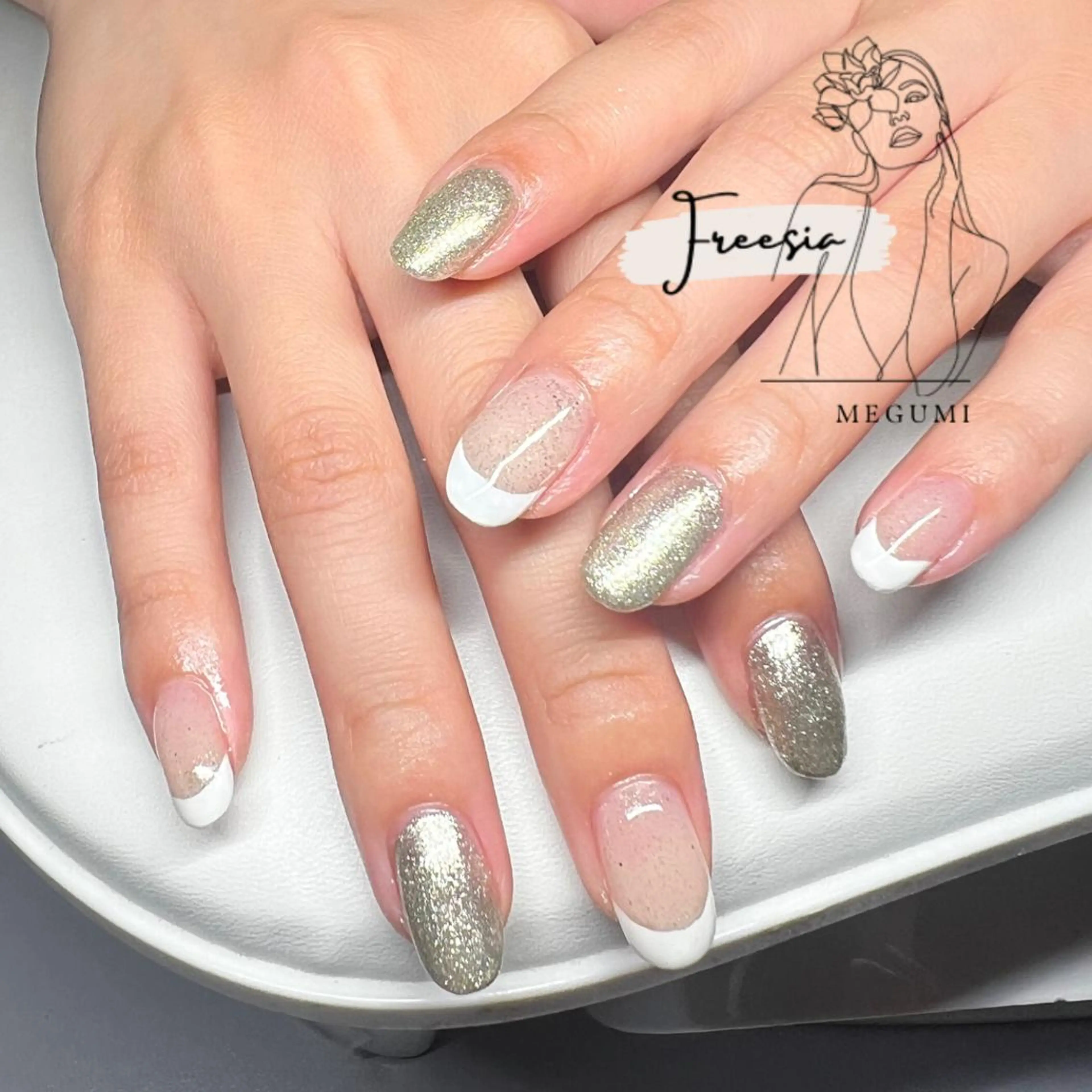 ネイル シンプルネイル ハンドネイル 当日予約も歓迎⭕️ Megumiのネイルデザイン