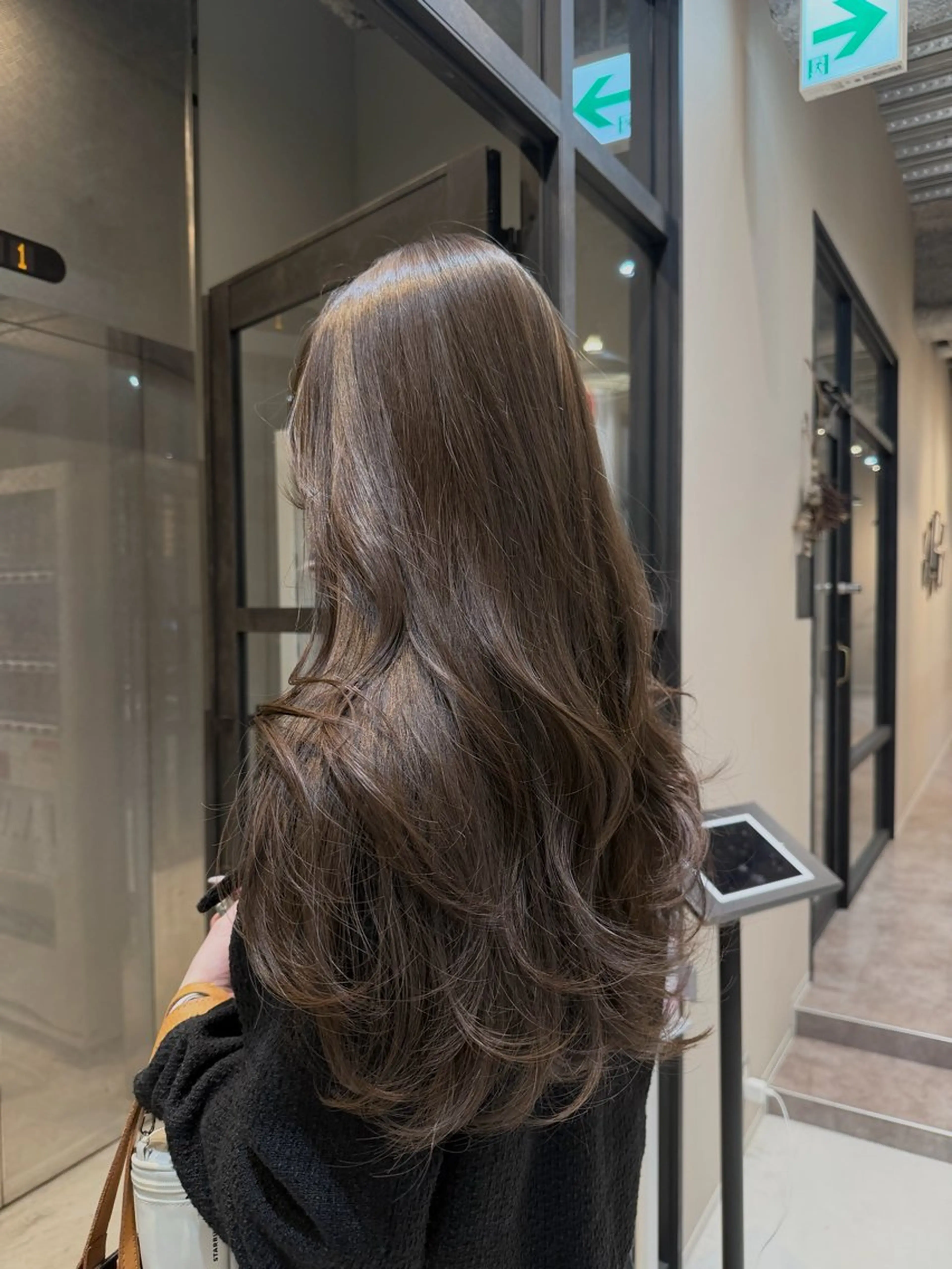 ロング カラー ブリーチ ダブルカラー ブリーチなしカラー オレンジ ヘアカラー Sara newi 🎀透明感🎀のヘアスタイル