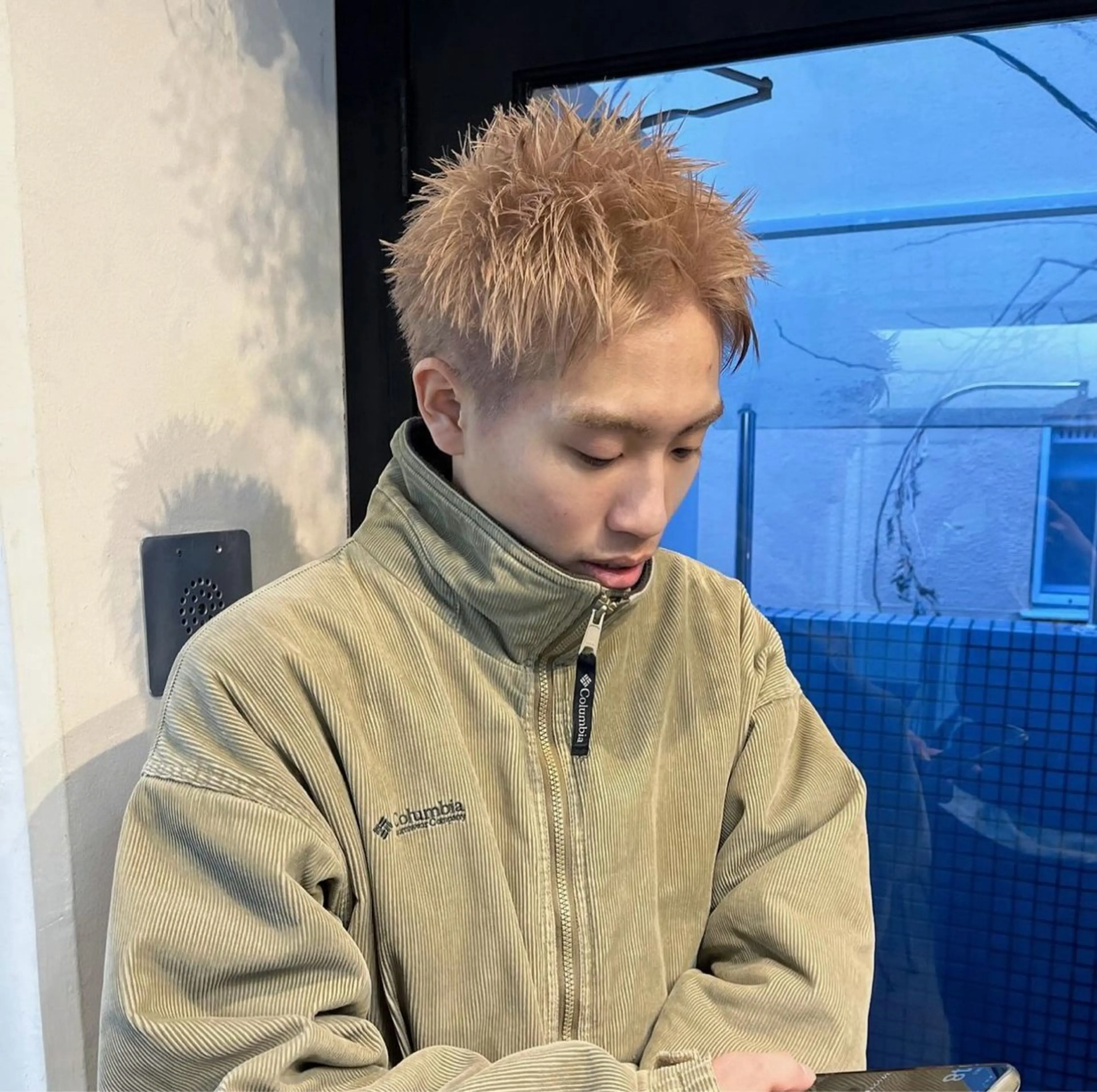 メンズ メンズブリーチ カット ヘアカラー トリートメント Hana ハイトーン🕯🩰のヘアスタイル