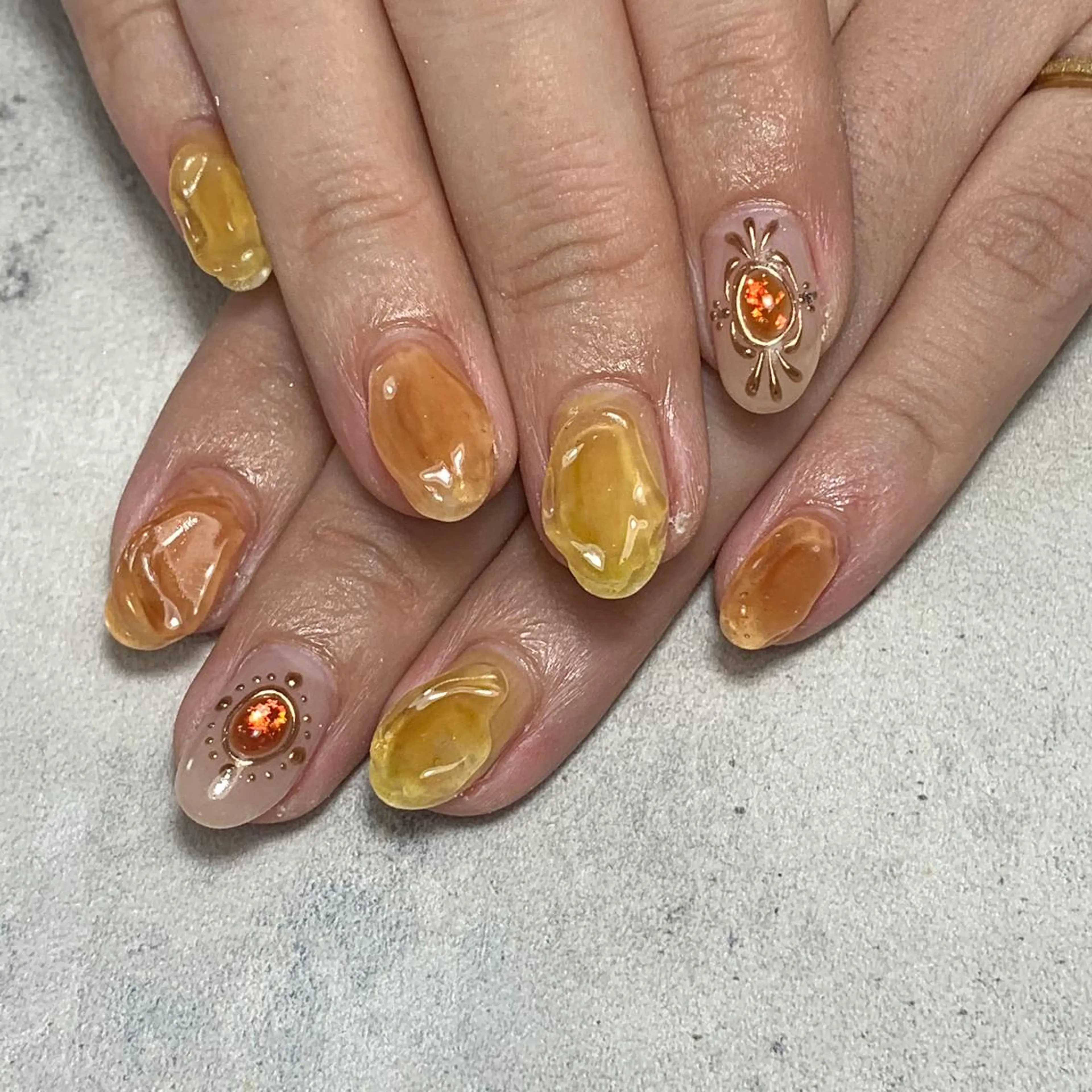 ネイル atelier　FIORITURA所属・FIORITURA aiのネイルデザイン