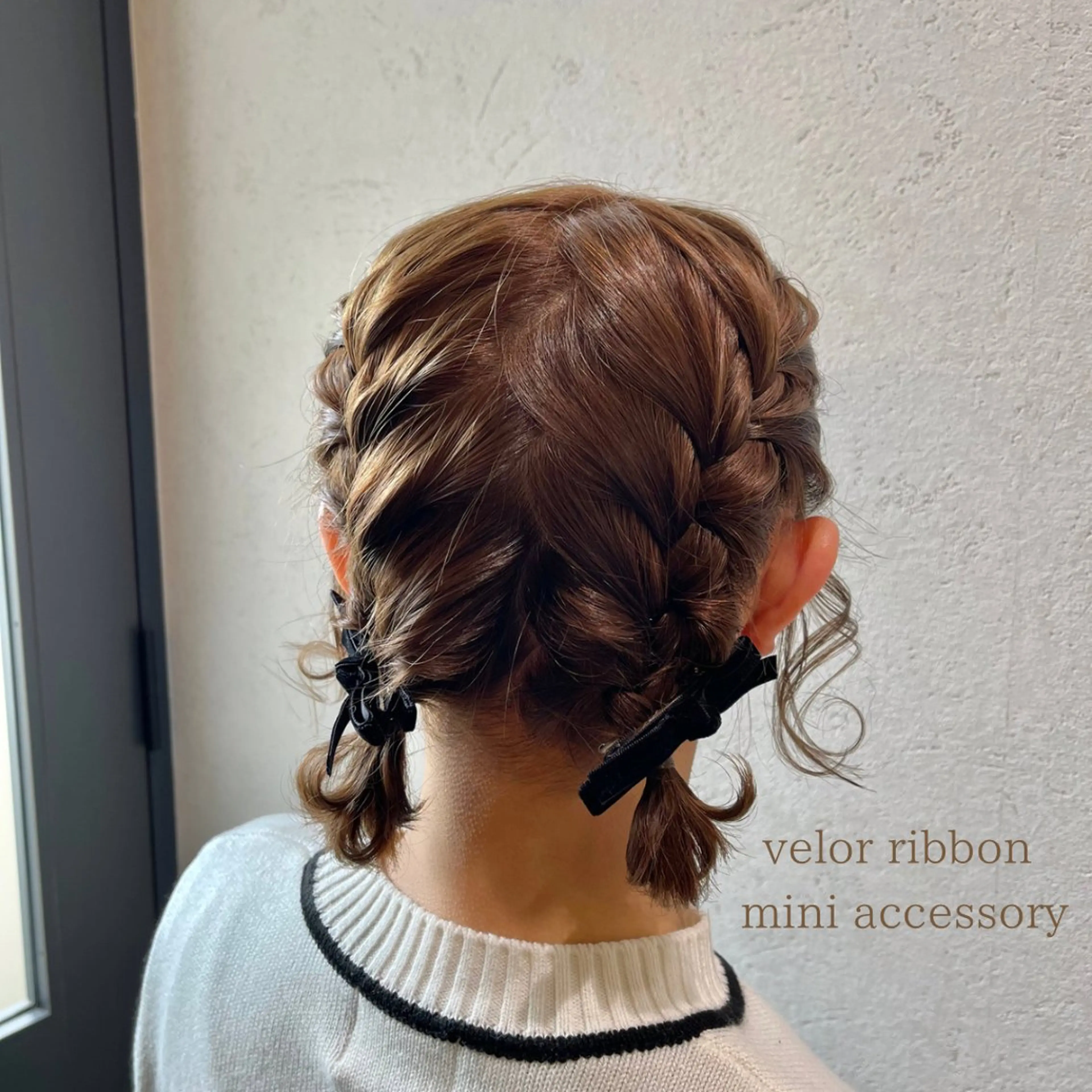 ミディアム ヘアアレンジ 結婚式・ブライダル デート 卒業式のヘアスタイル ヘアセット charm《銀座》 ヘアセット/縮毛矯正のヘアスタイル