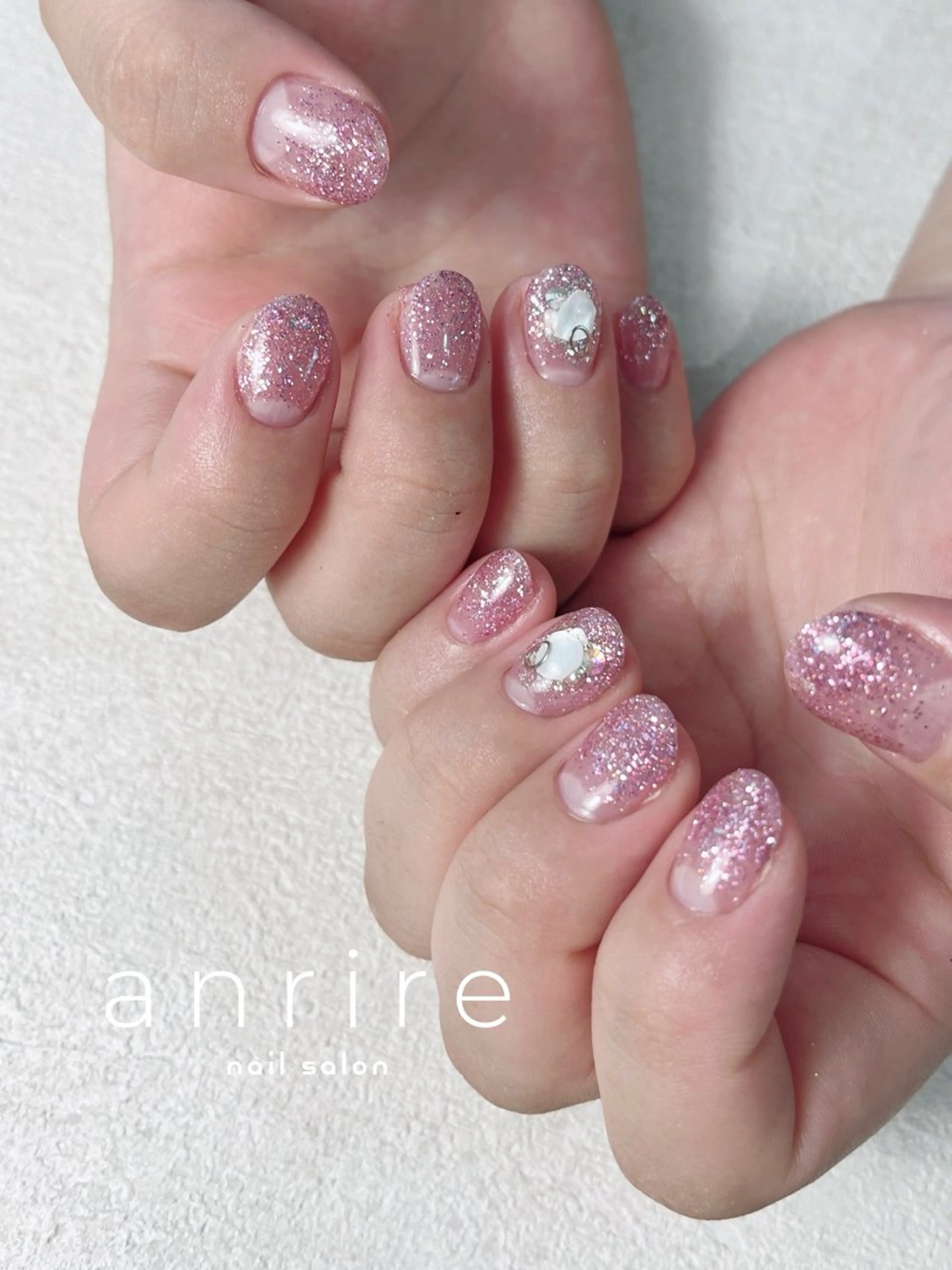 ネイル アートネイル フラッシュネイル ジェルネイル グラデーション キラキラネイル ハンドネイル nail salon anrire〜アンリール〜所属・nailsalon anrireのネイルデザイン