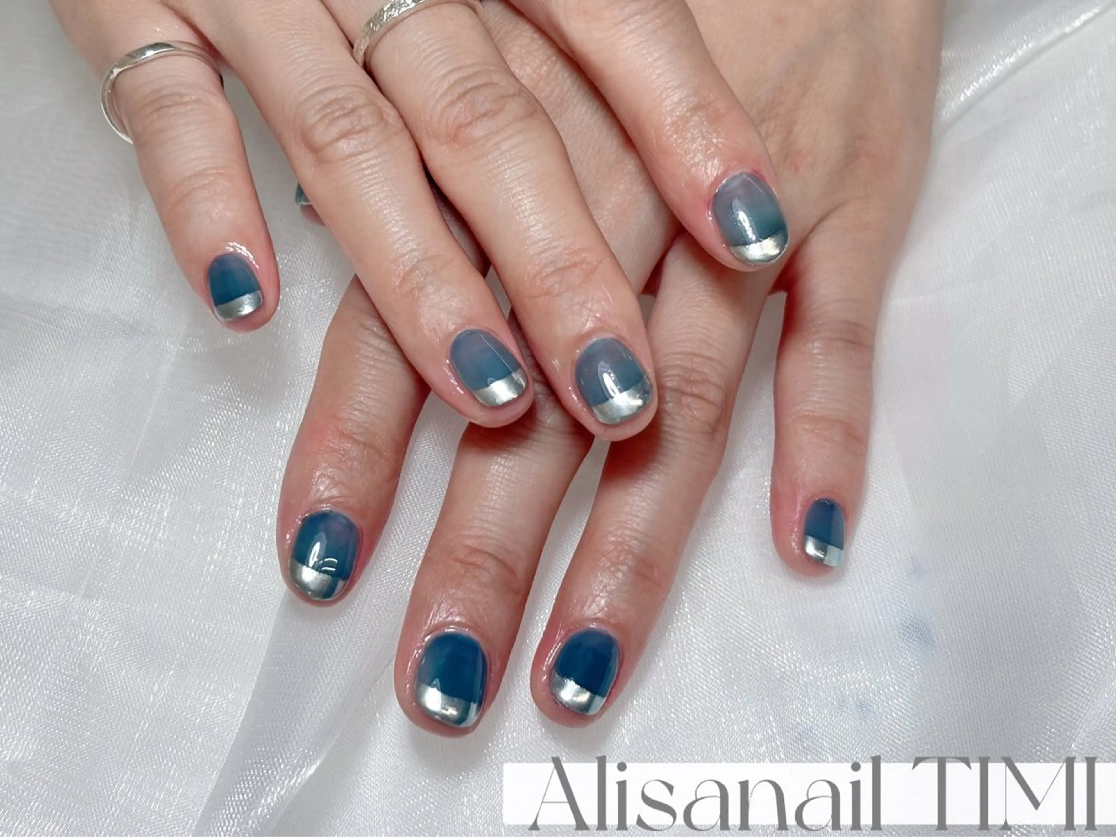 ネイル フレンチネイル ミラーネイル ニュアンスネイル 冬ネイル ハンドネイル Alisa nail Timiのネイルデザイン