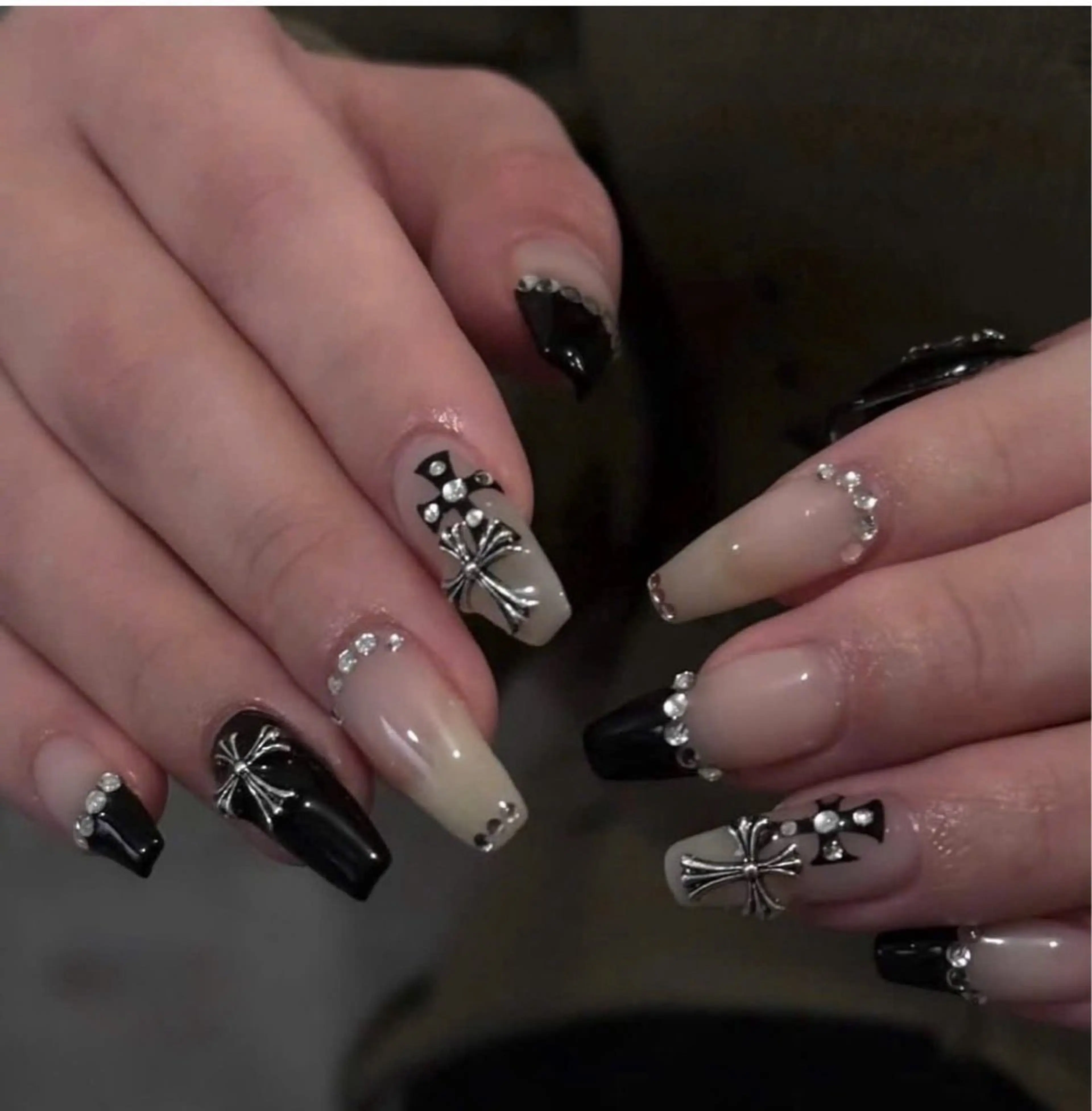 ネイル Lyna 池袋のネイルデザイン