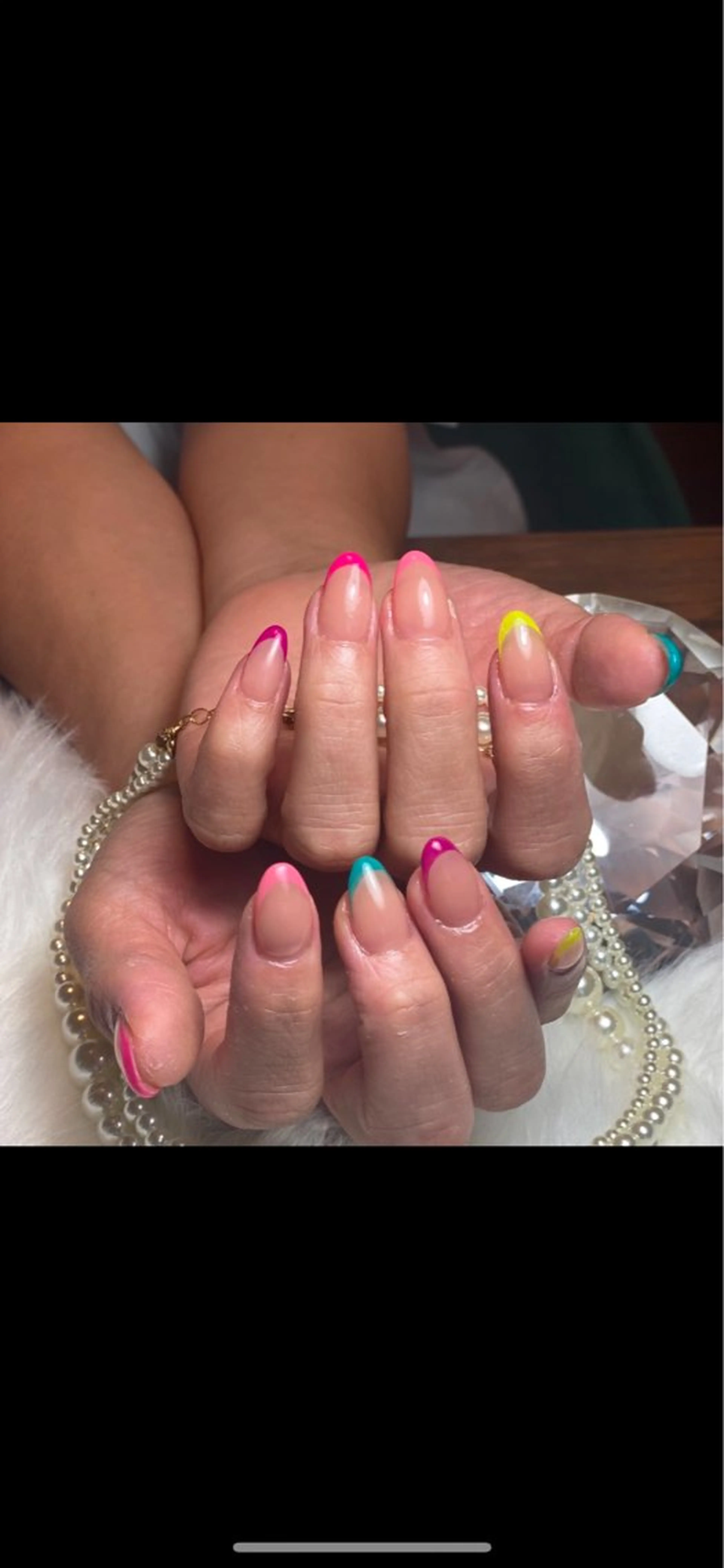 ネイル フレンチネイル 爪屋所属・橋本 里香のネイルデザイン