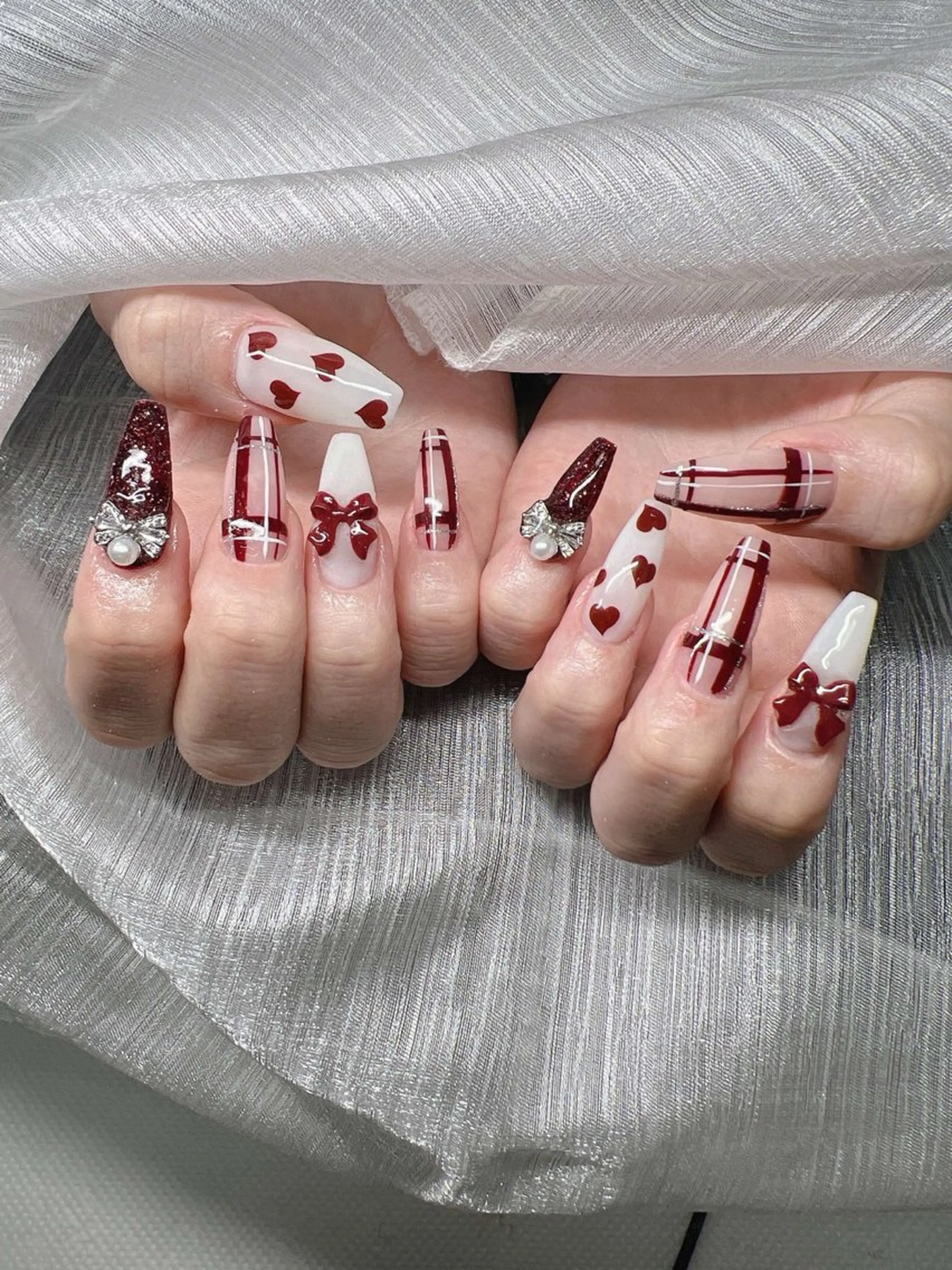 ネイル 長さ出し グラデーション キラキラネイル マグネットネイル ミラーネイル Lee Nails チップ長さだし専門店のネイルデザイン