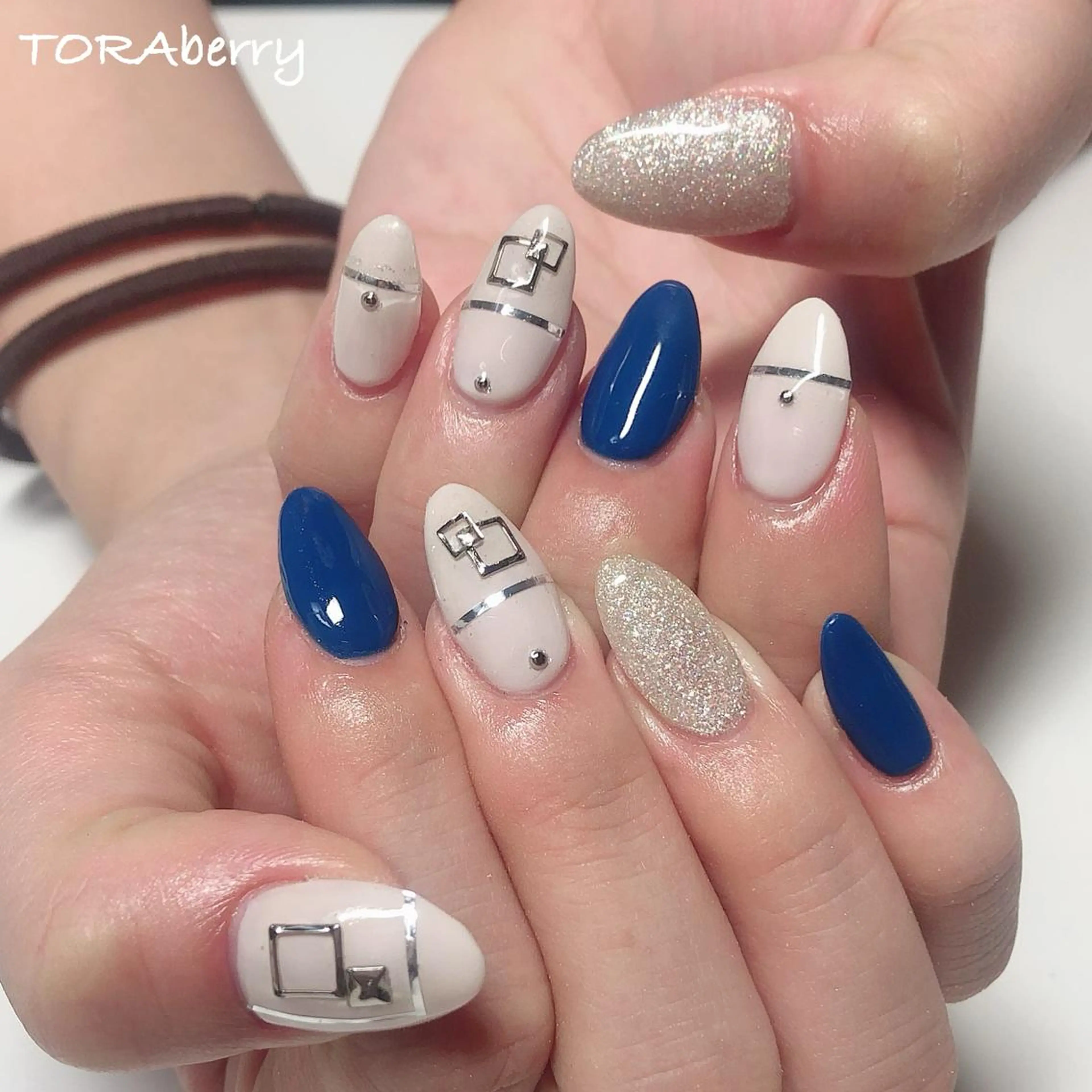 ネイル ハンドネイル ネイリスト なつみのネイルデザイン