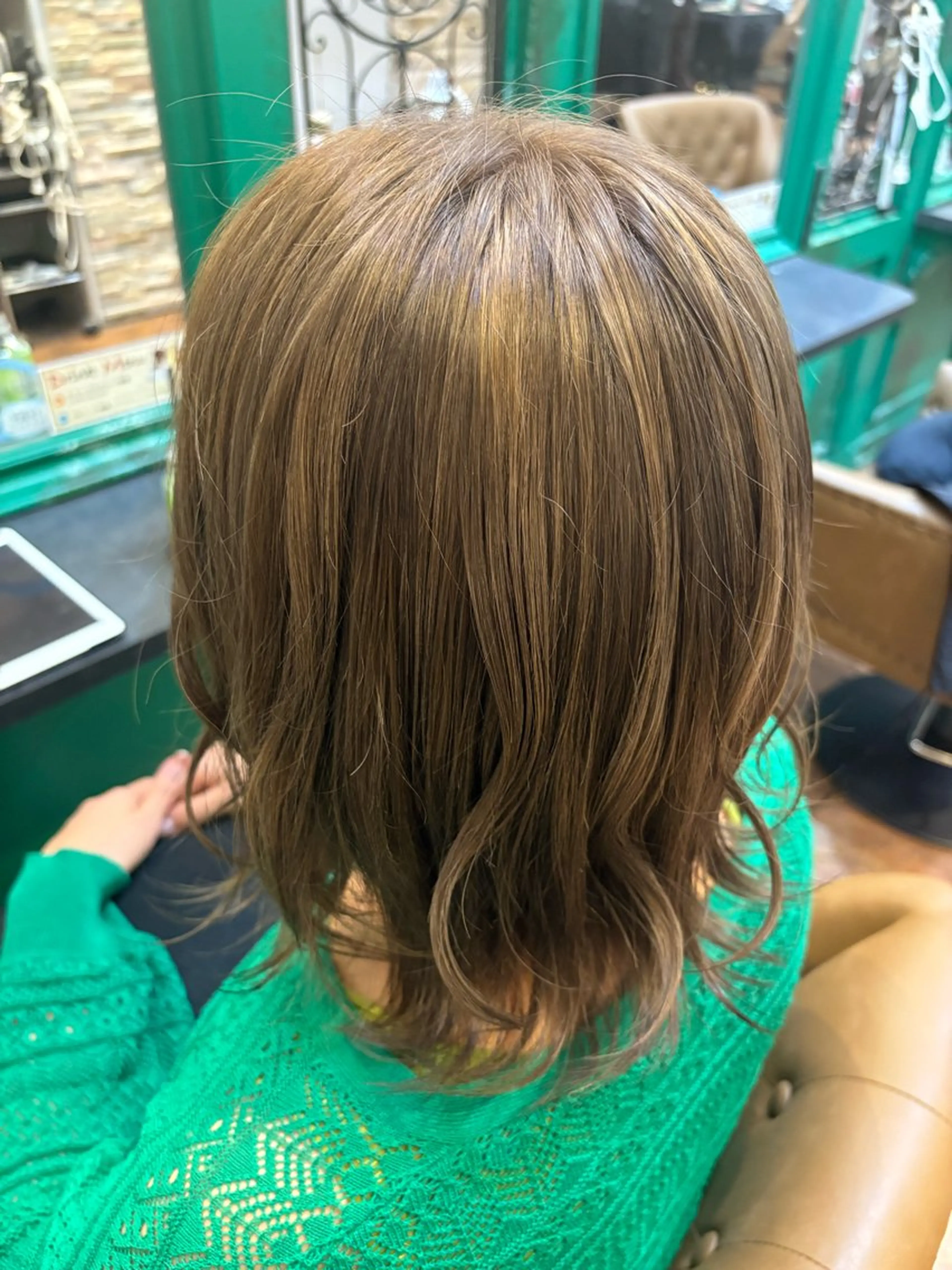 ミディアム カラー 透明感カラー BENIHA  ︎︎のヘアスタイル