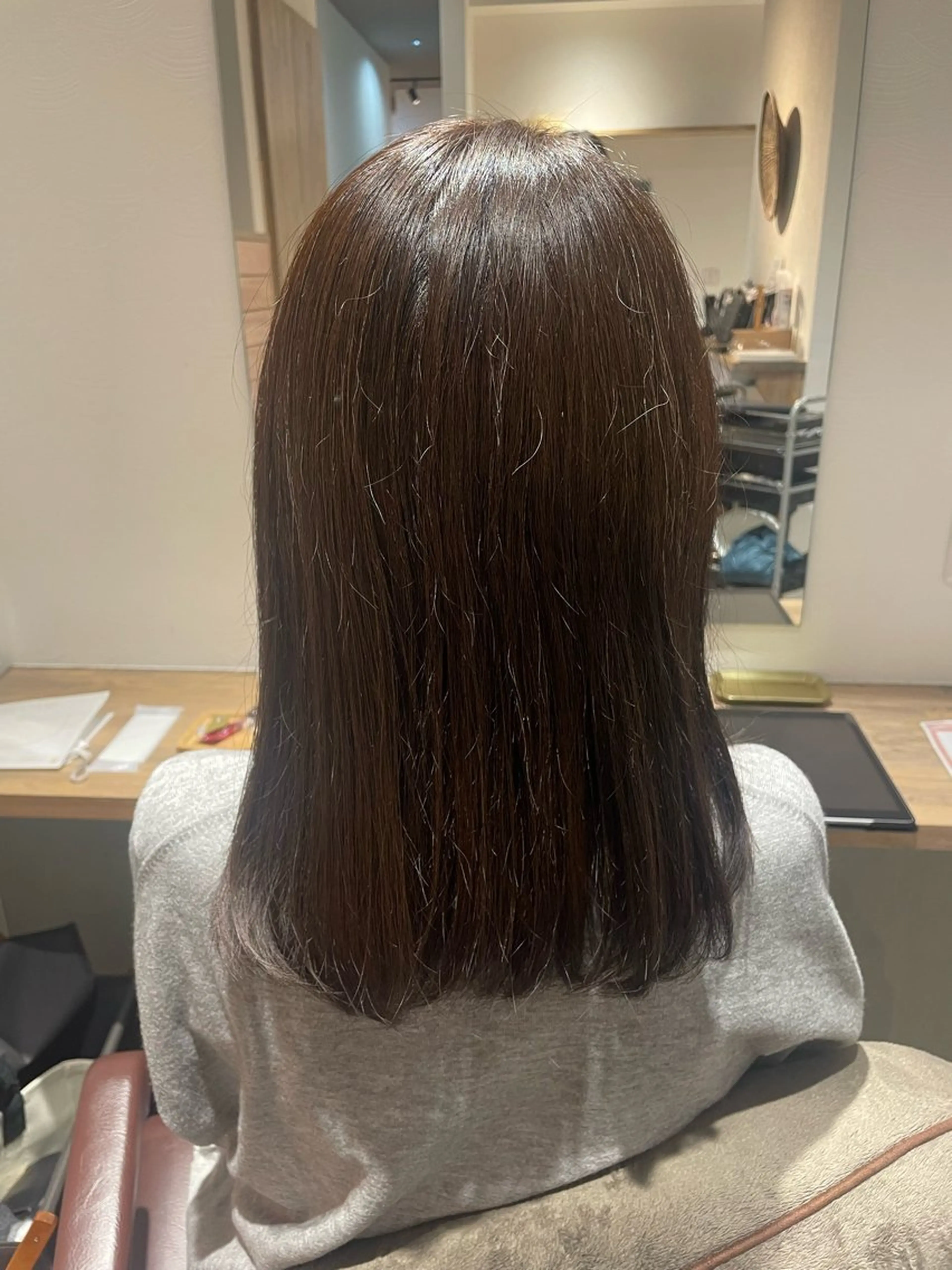 カラー SOL Matsumuraのヘアスタイル