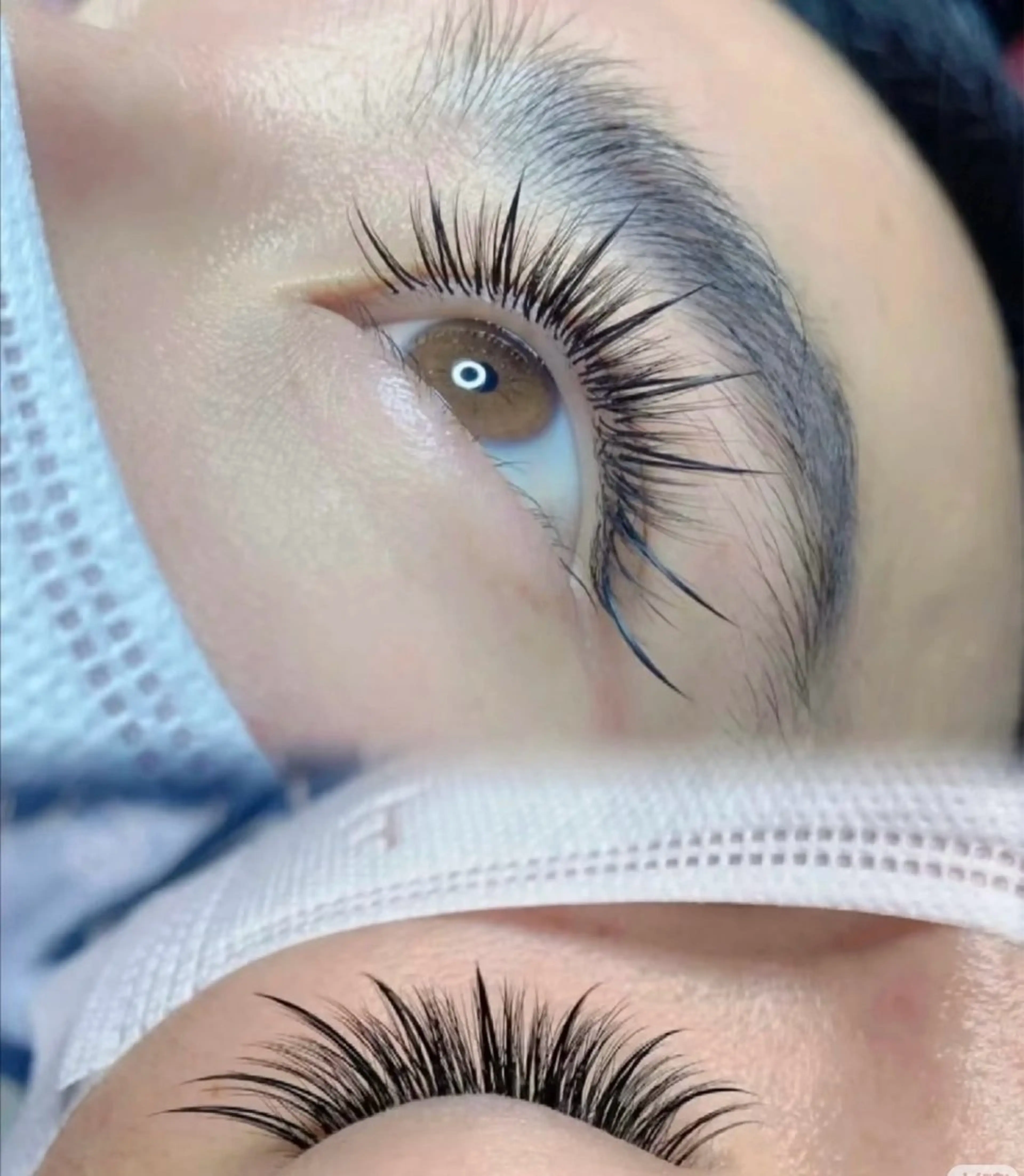 マツエク・マツパ ワンホンマツエク ゆり❤️愛.ラッシュ AURAのマツエク・マツパデザイン