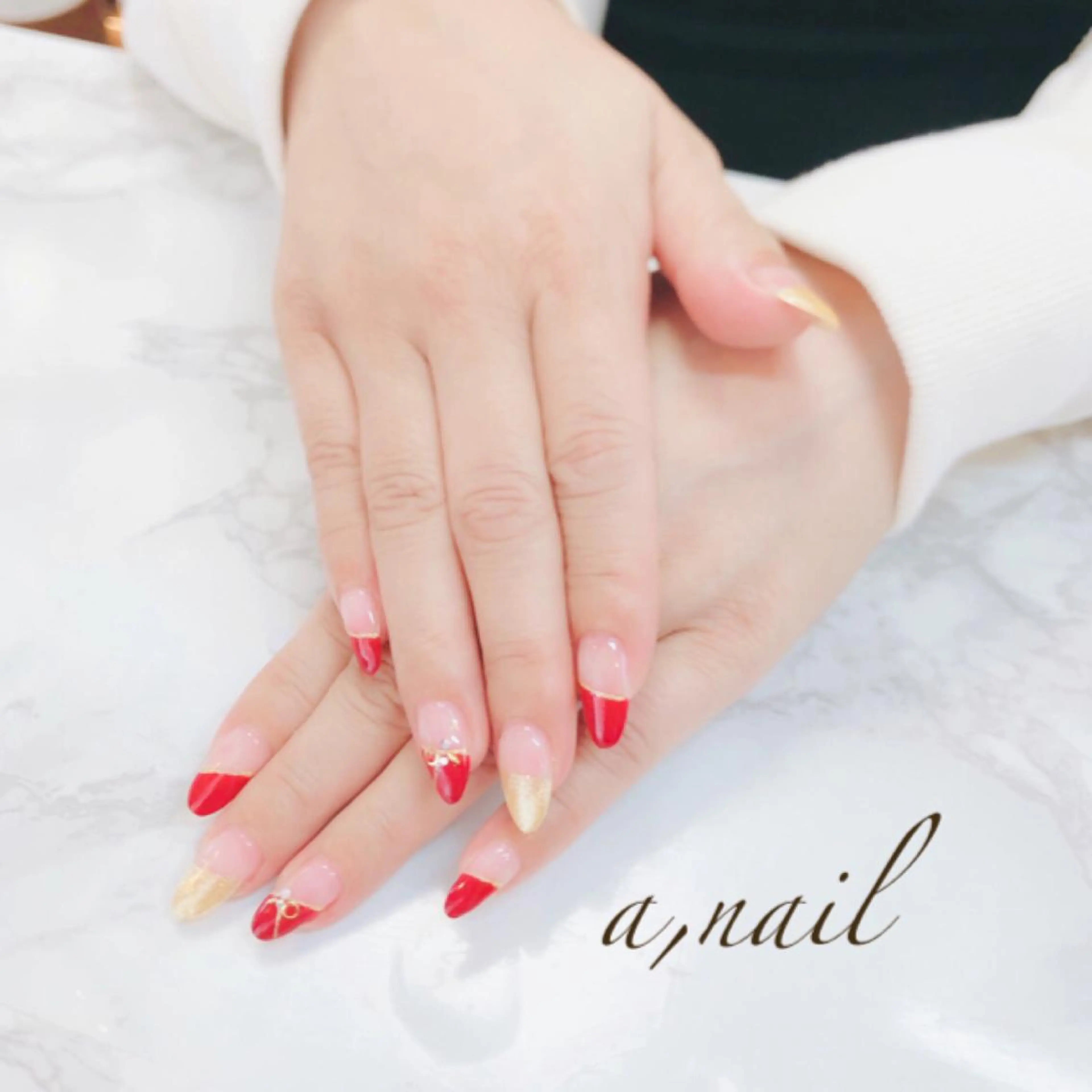 ネイル フットネイル フレンチネイル ジェルネイル グラデーション 斜めフレンチ ハンドネイル ネイルサロン エーネイルのネイルデザイン