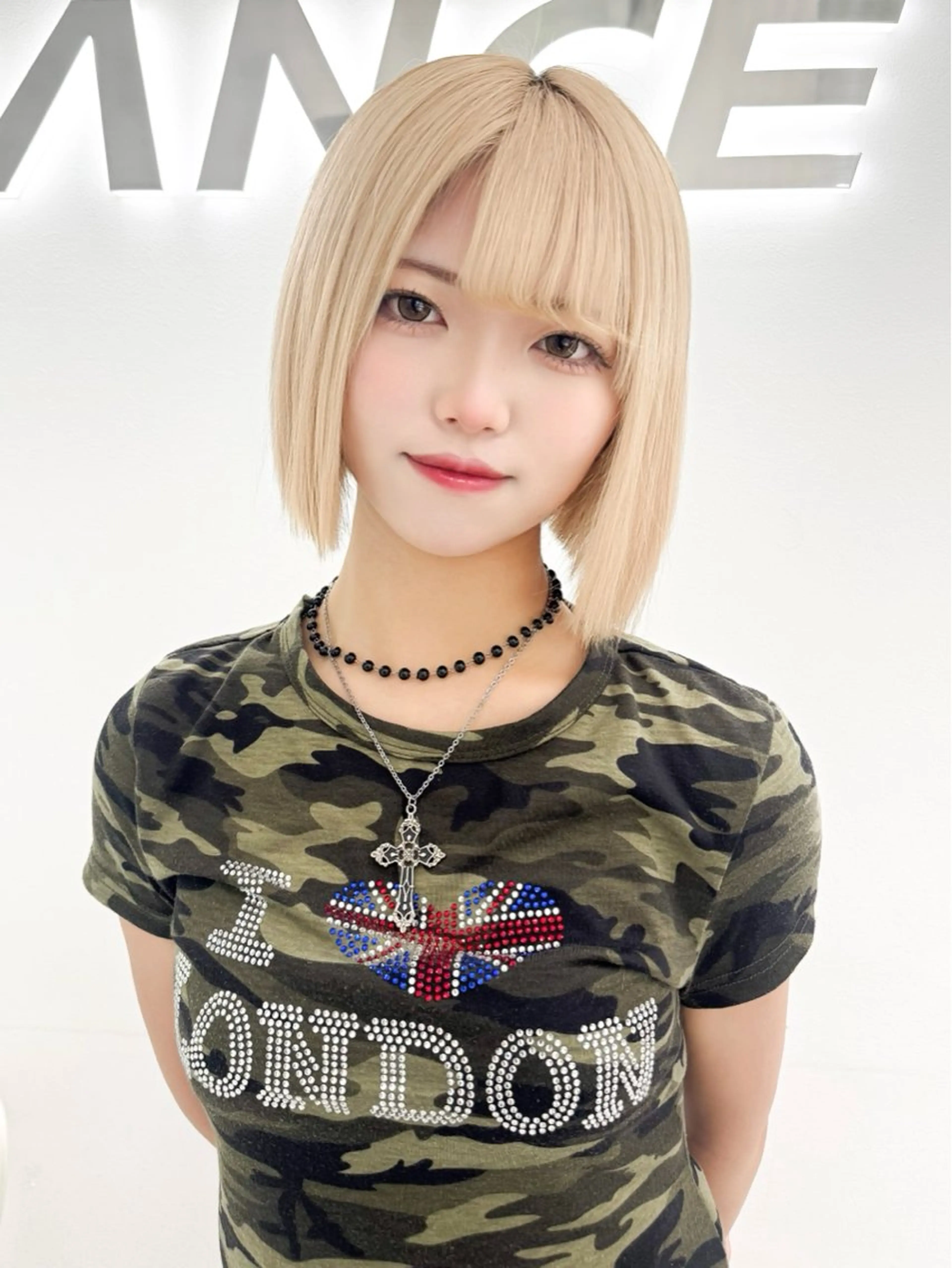 ショート カラー ヘアアレンジ カット トリートメント ヘアセット 縮毛矯正🤍 盛れるボブ/ひかりのヘアスタイル