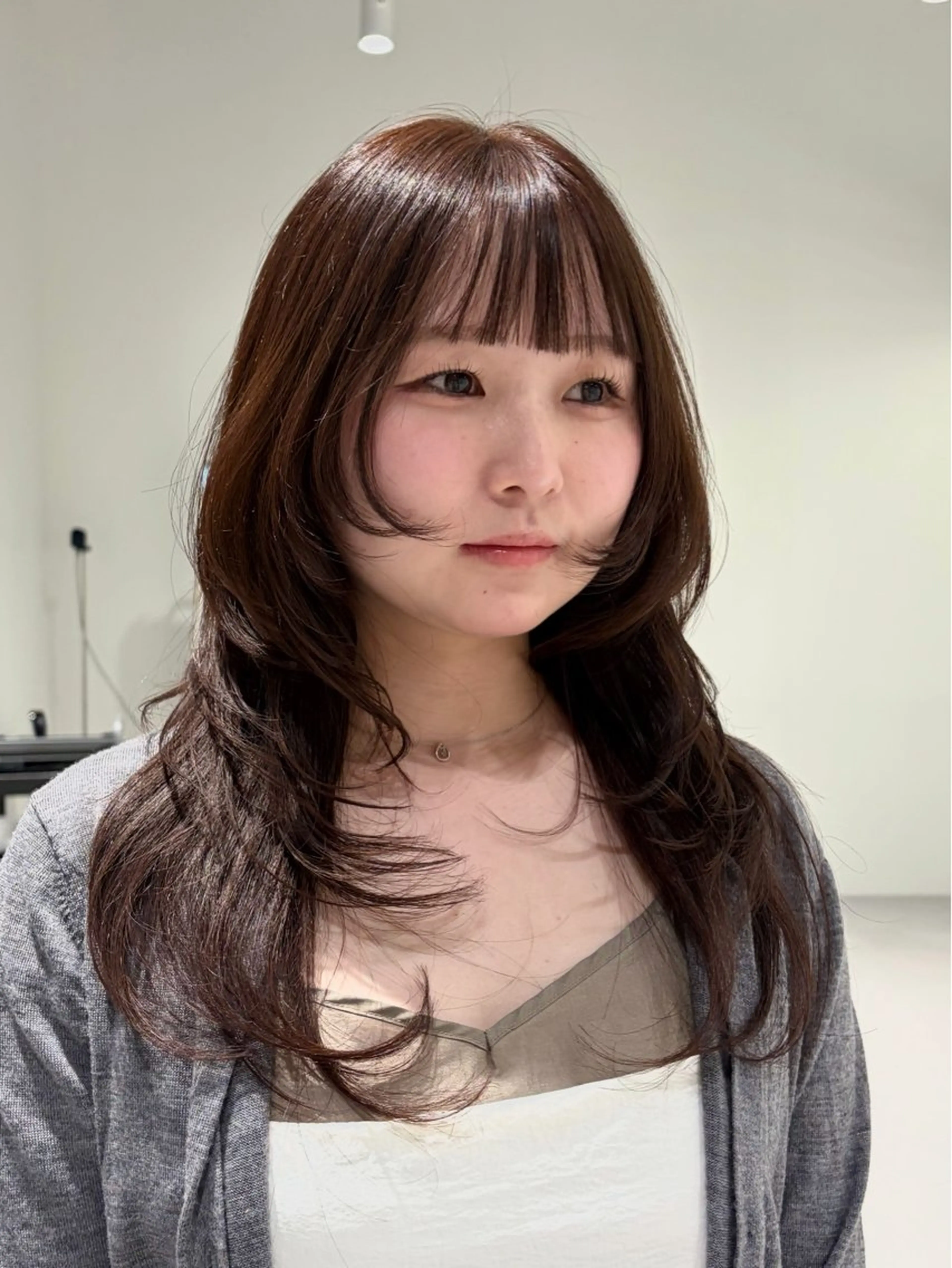 ロング カラー ブラウンカラー ピンクカラー ピンクブラウン カット ヘアカラー サエ/ レイヤー/パーマのヘアスタイル